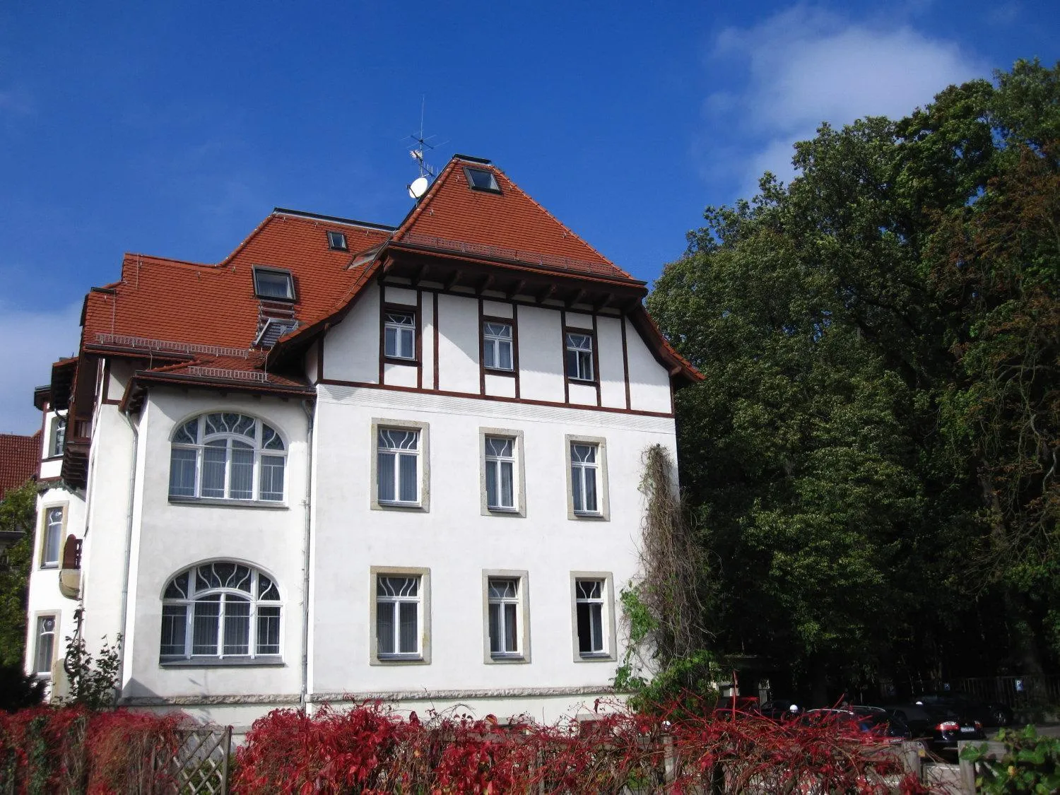 Property building in Sax Imperial