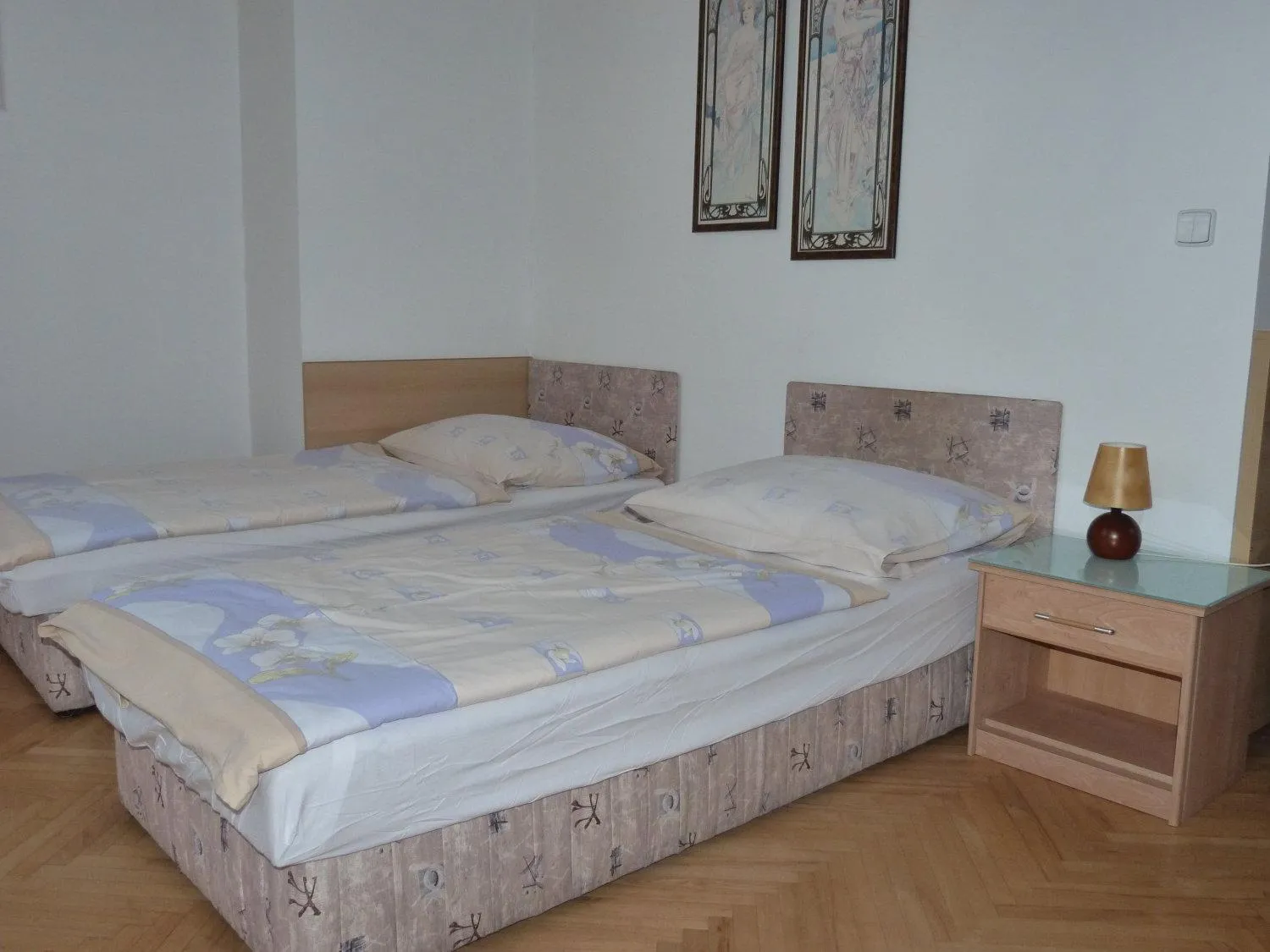 Bed in Dexter