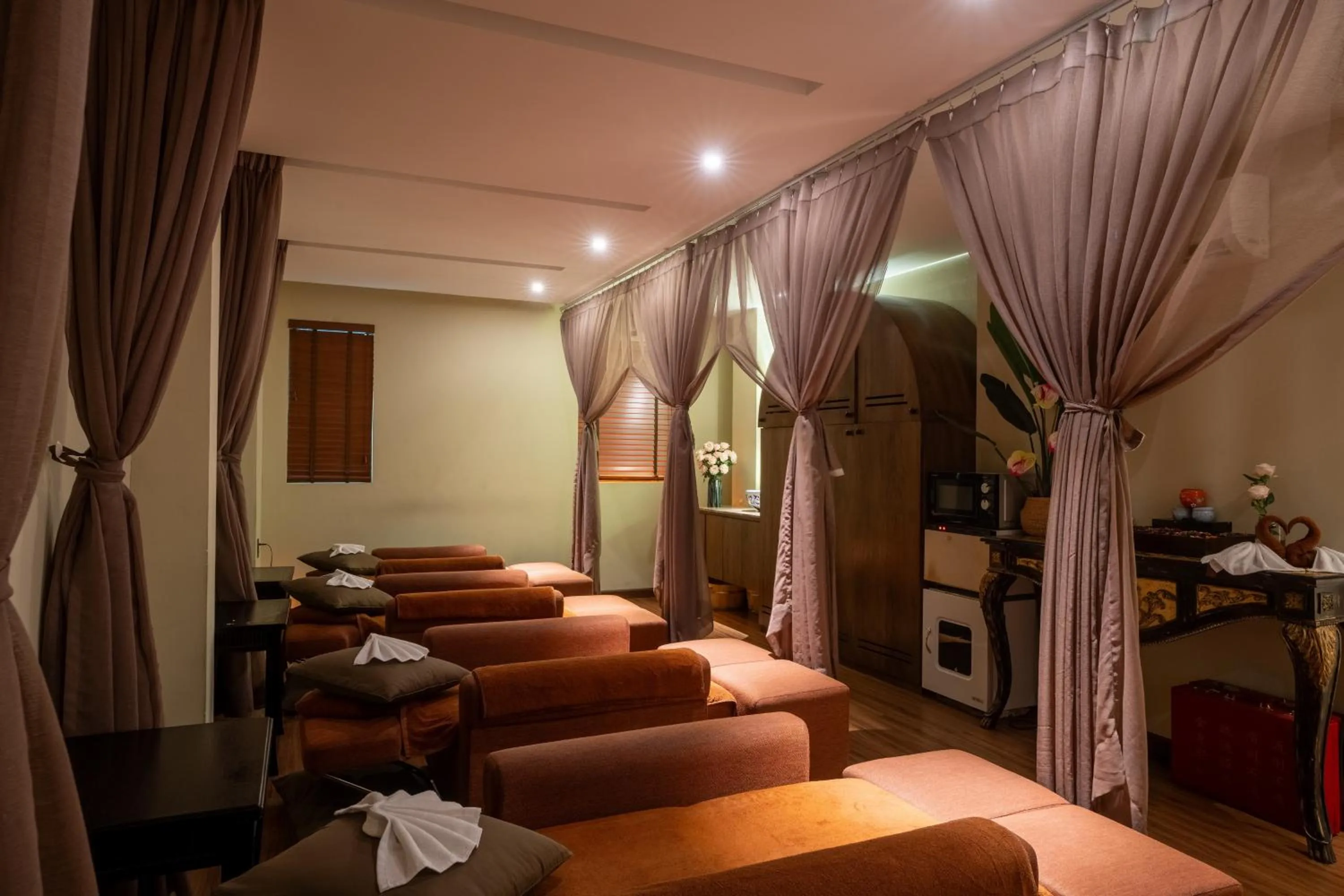 Massage in Alagon City Hotel & Spa