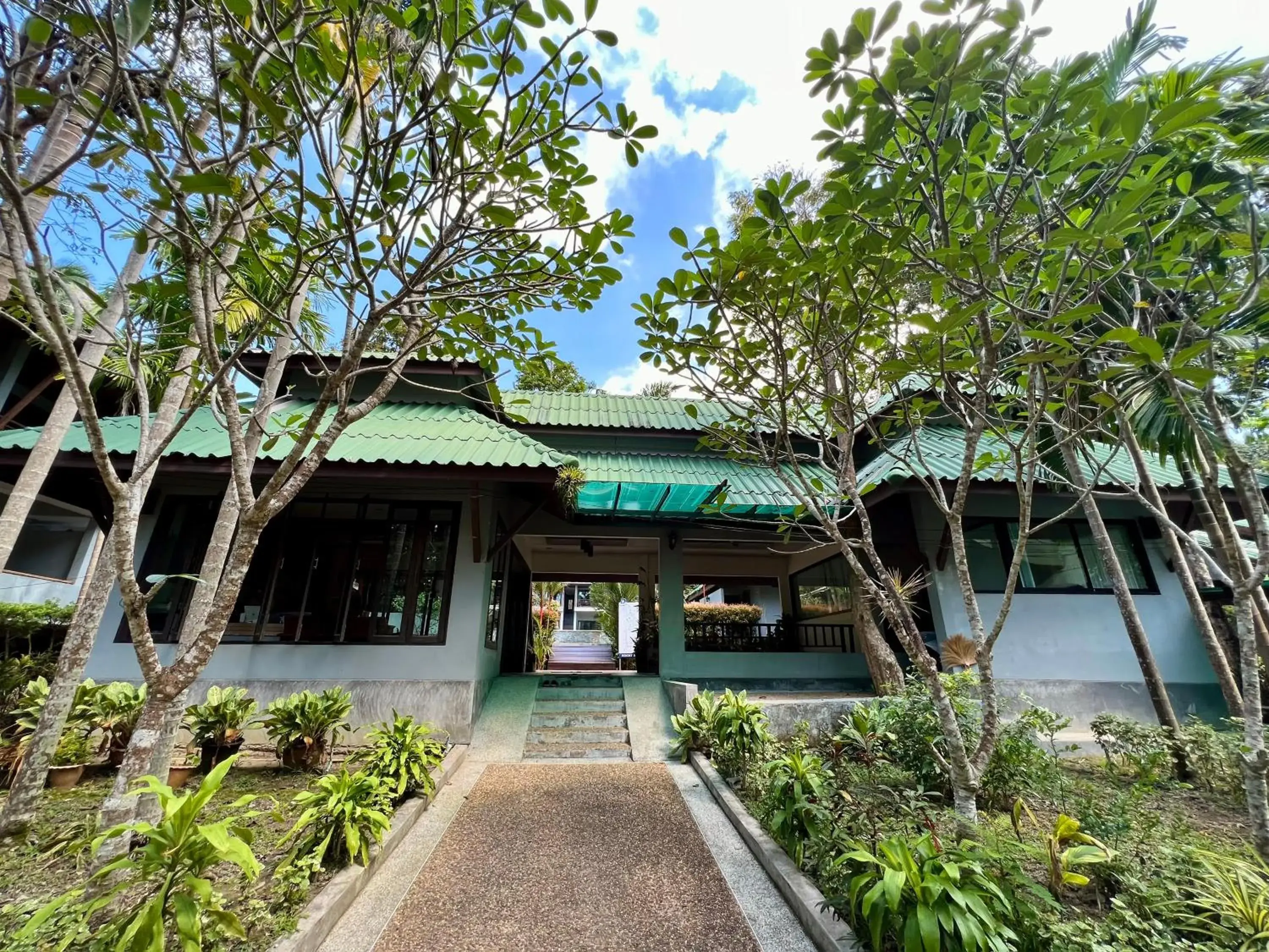 Property building in Dream Valley Resort, Tonsai Beach Property building in Dream Valley Resort, Tonsai Beach