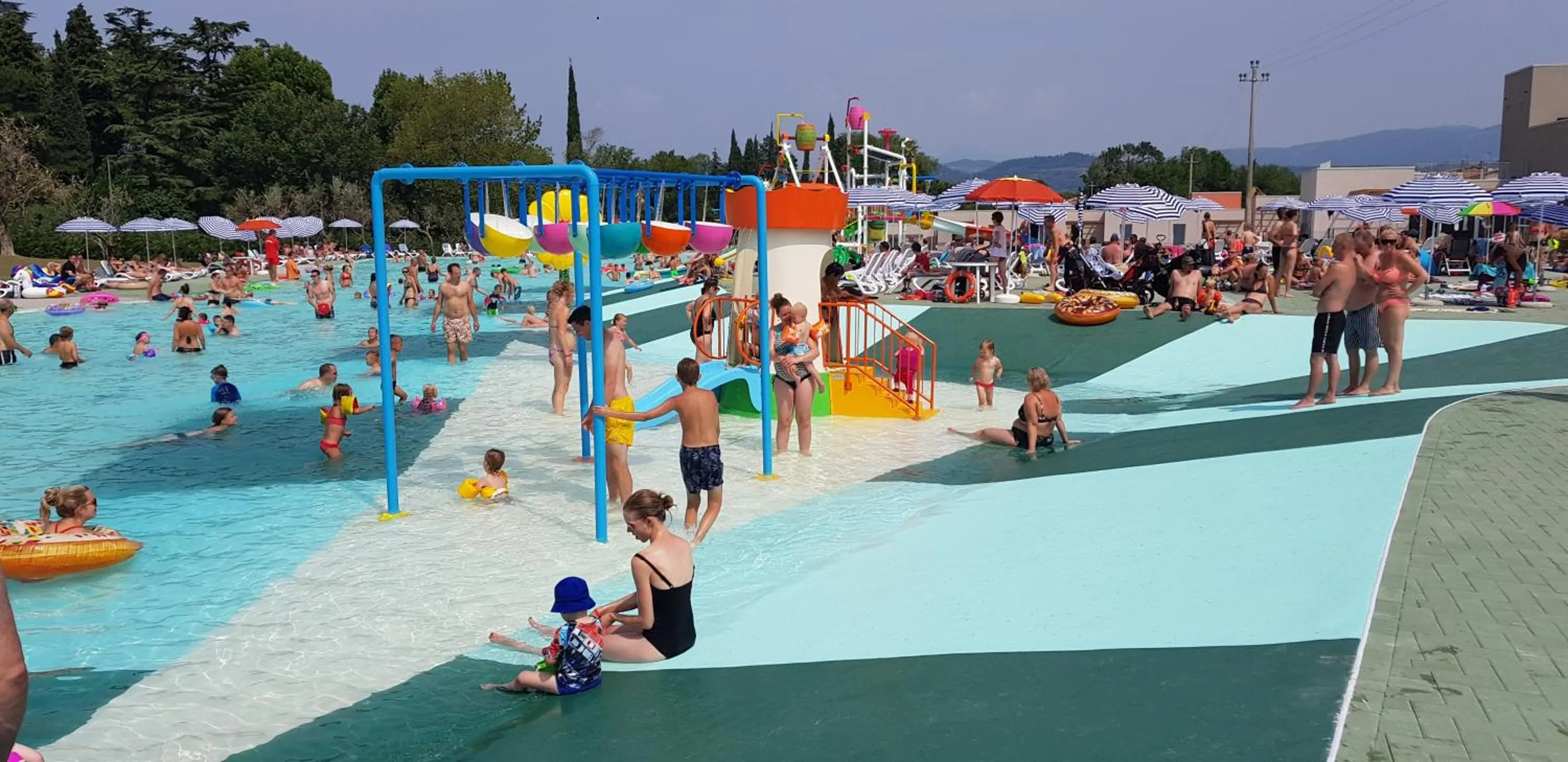 Swimming pool in Camping Cisano - San Vito