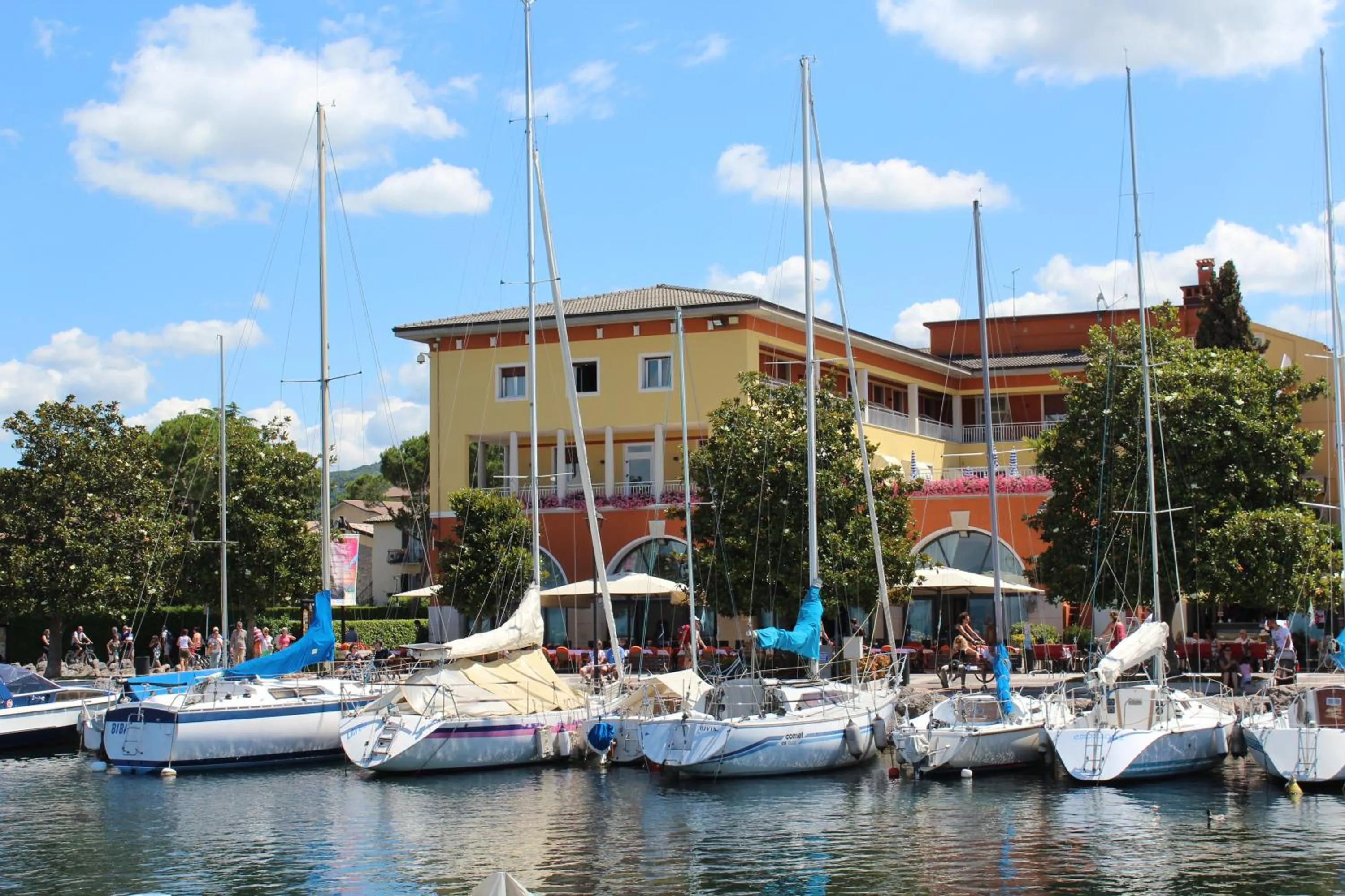 Day in Camping Cisano - San Vito