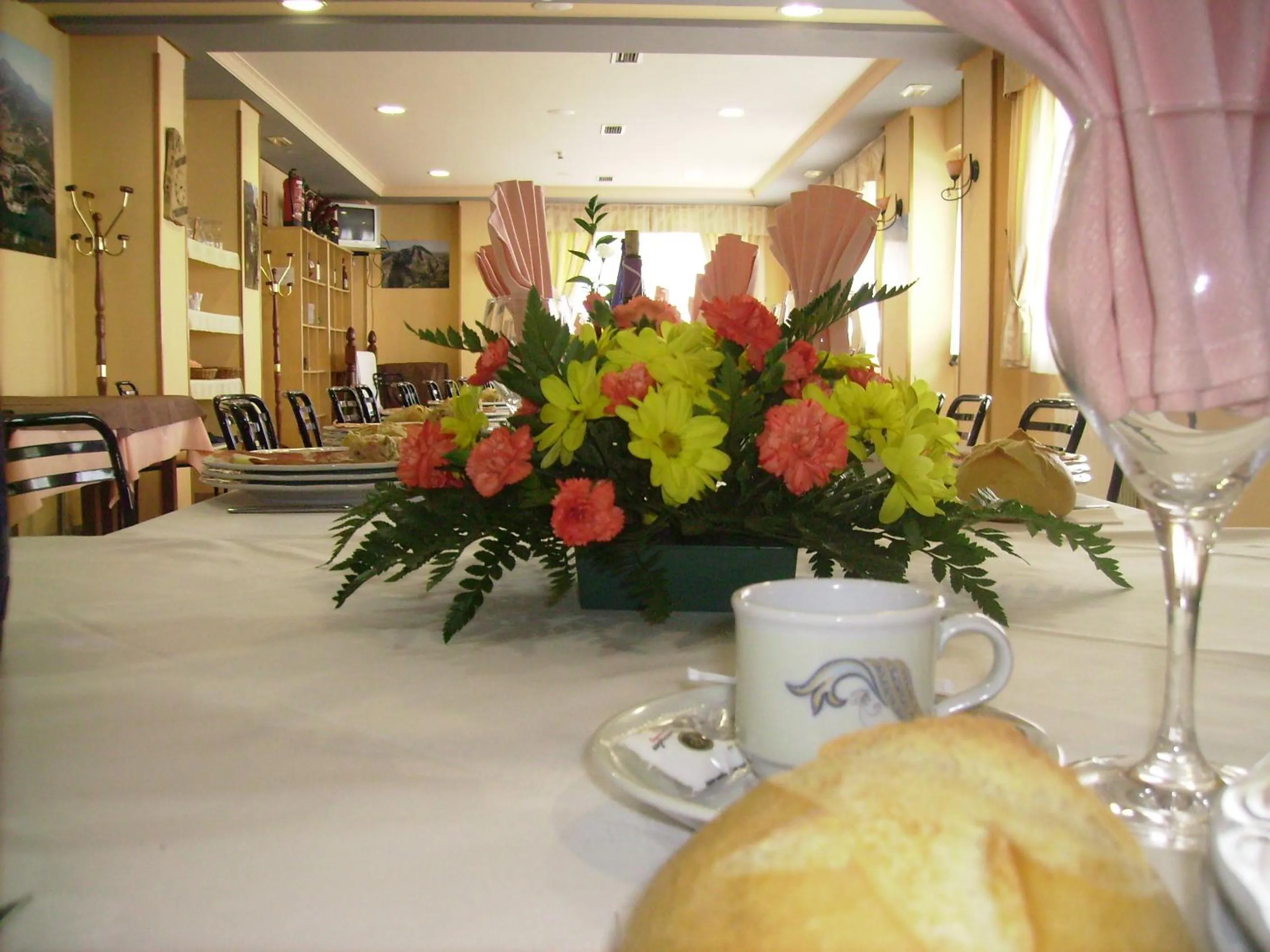 Restaurant/places to eat in Montaña Palentina