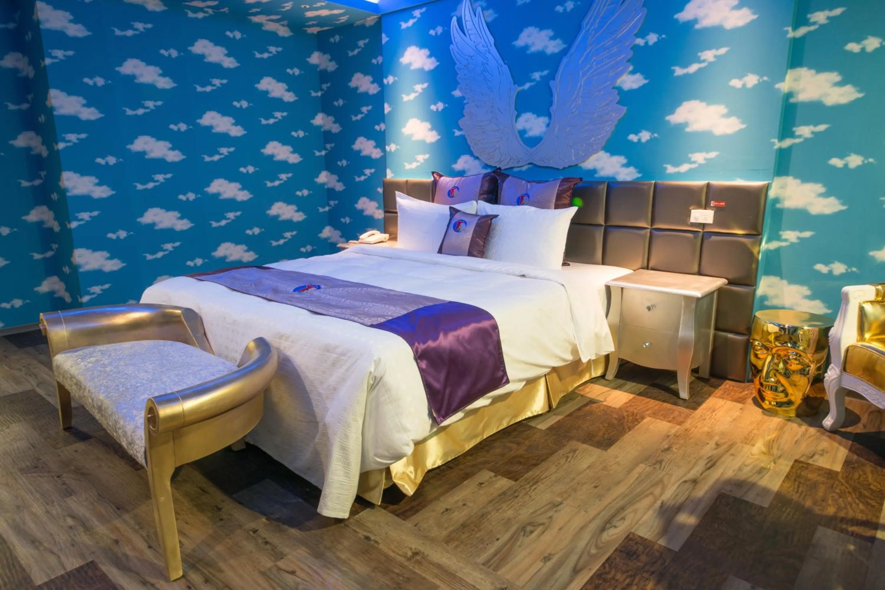 Bed in Ting-Shuai Motel