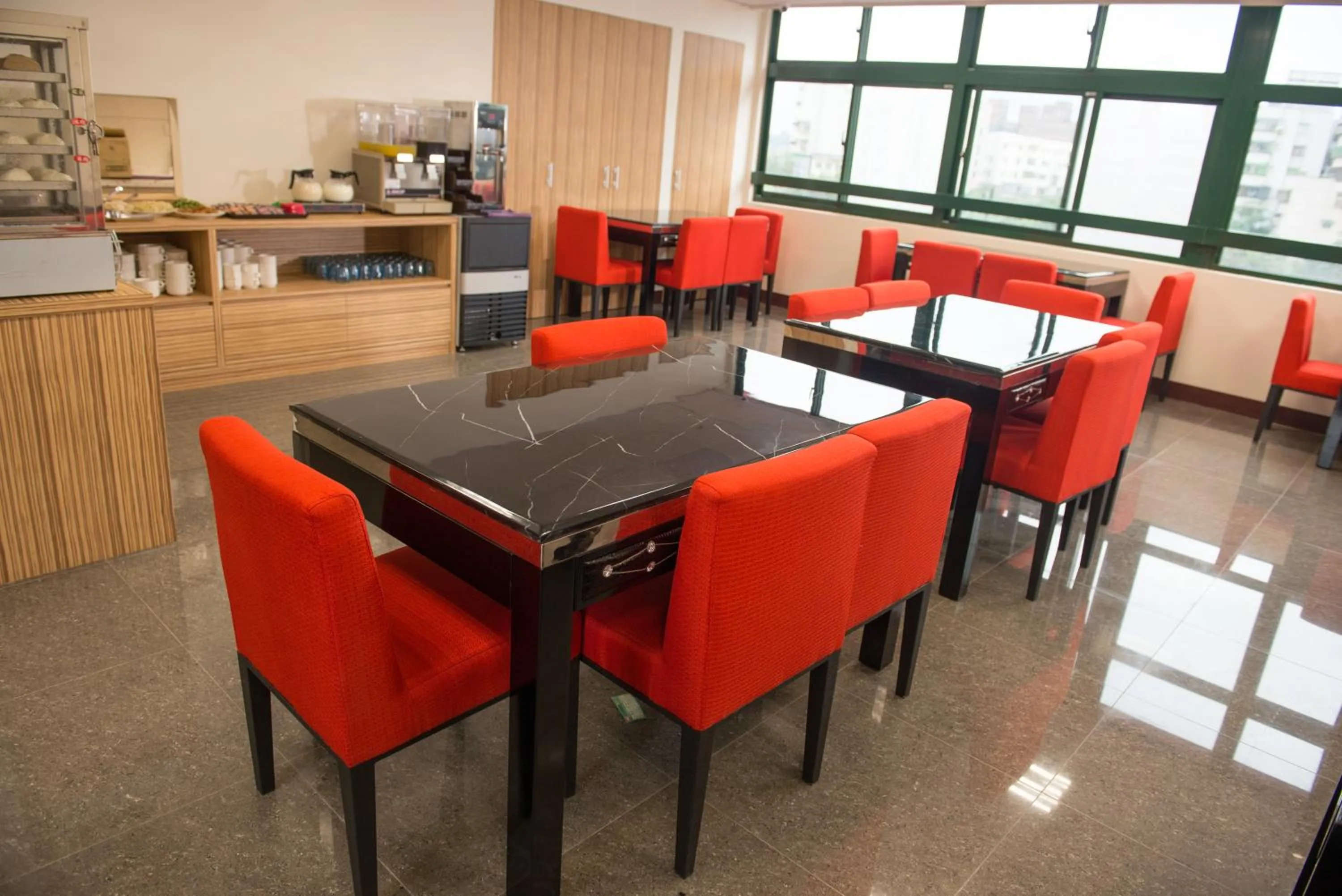 Restaurant/places to eat in Ting-Shuai Motel