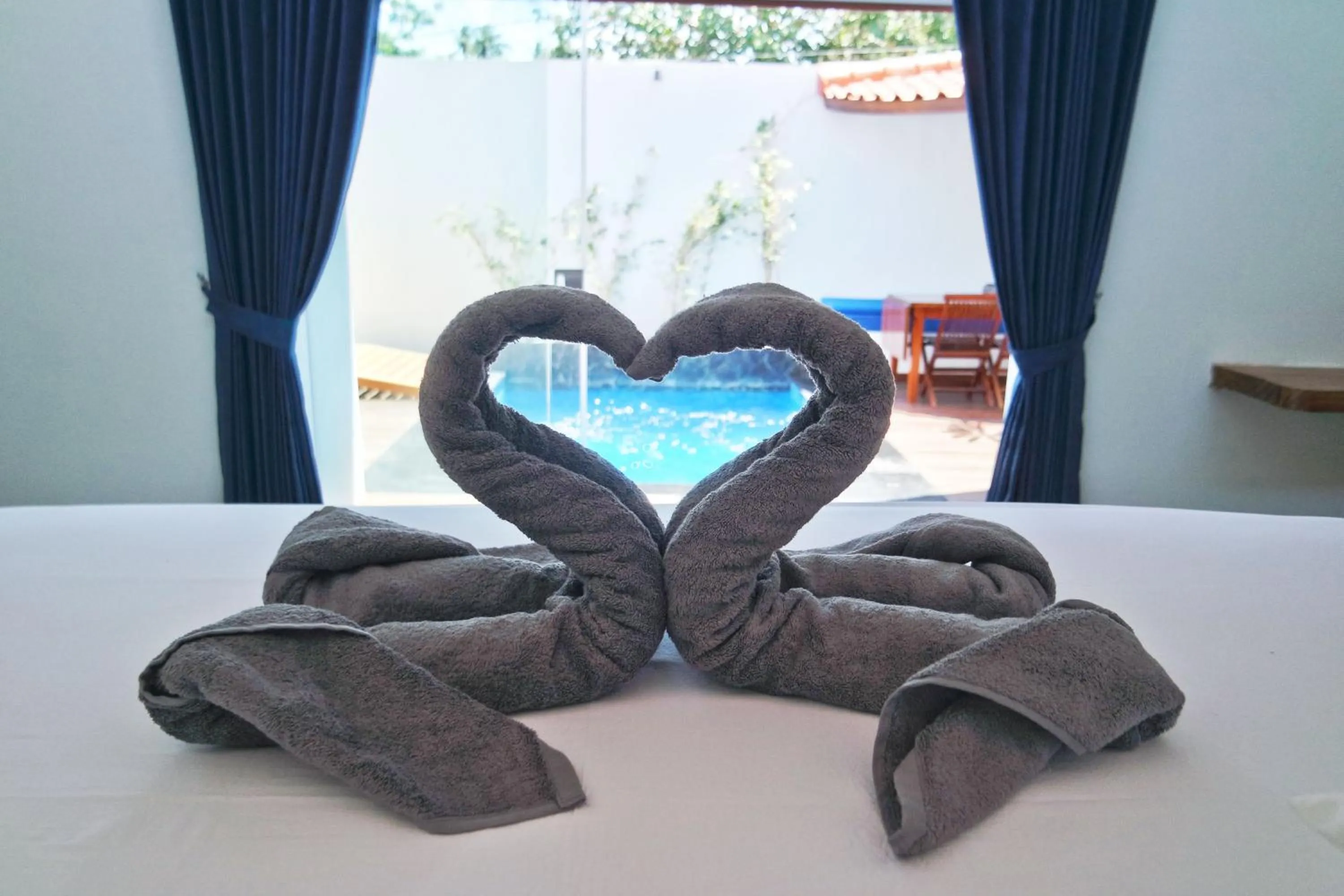 Bed in Stay Shark Villas Gili Air