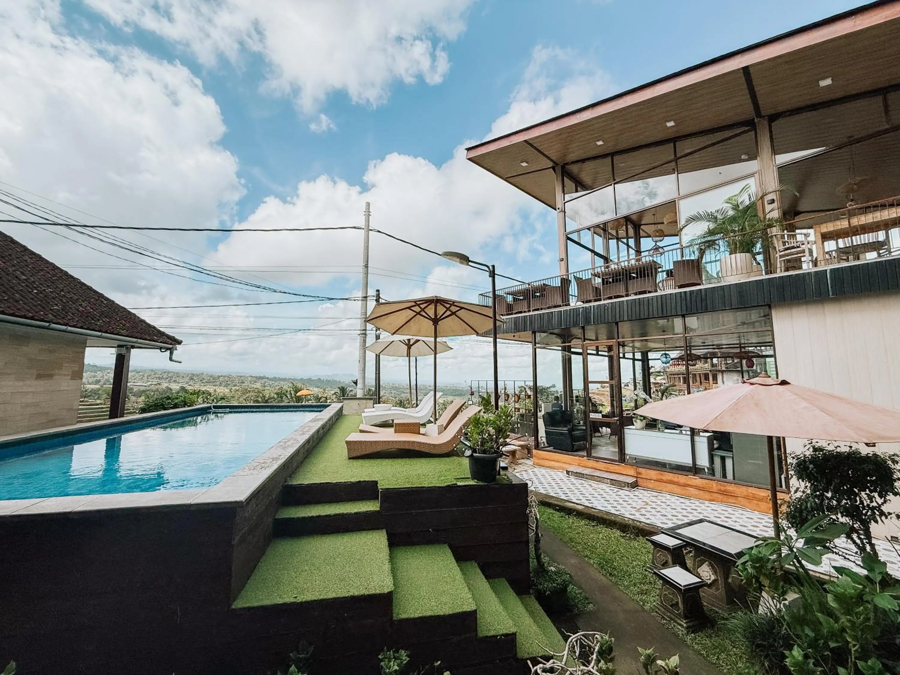 Pool view in Bhuana Agung Villa and Restaurant