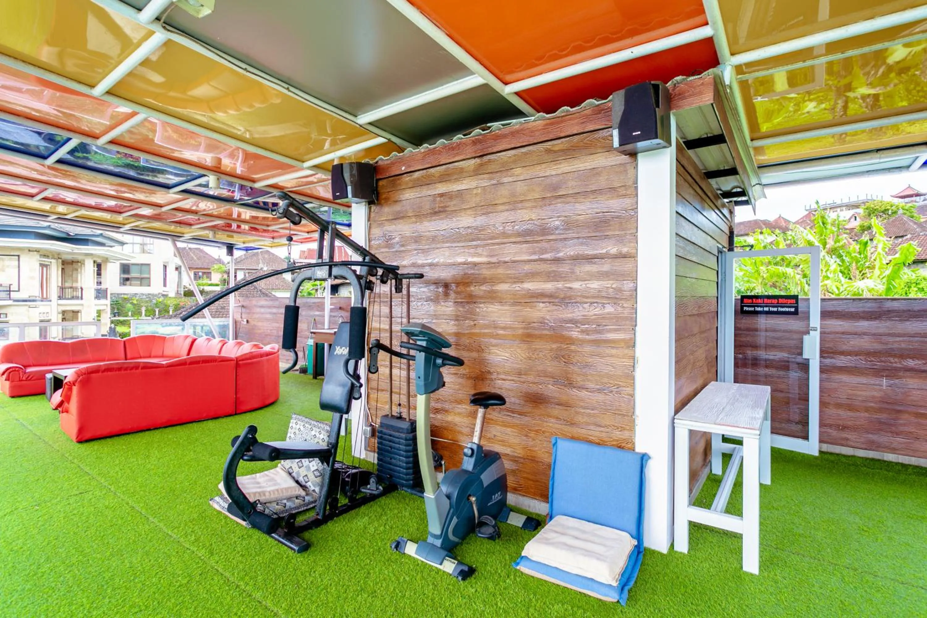 Fitness centre/facilities in Bhuana Agung Villa and Restaurant