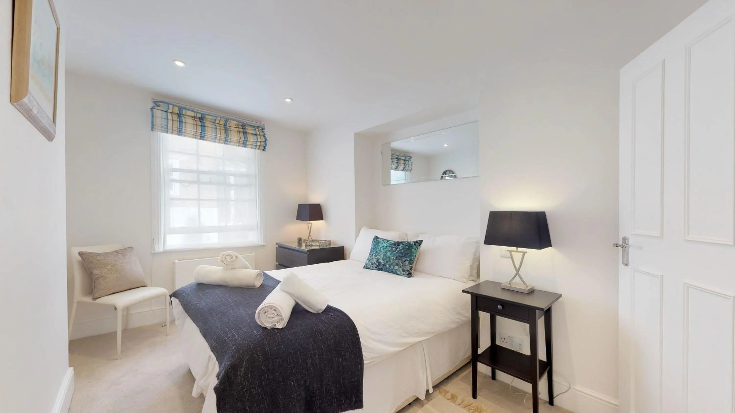 Bedroom, Bed in Central London Flat in Westminster