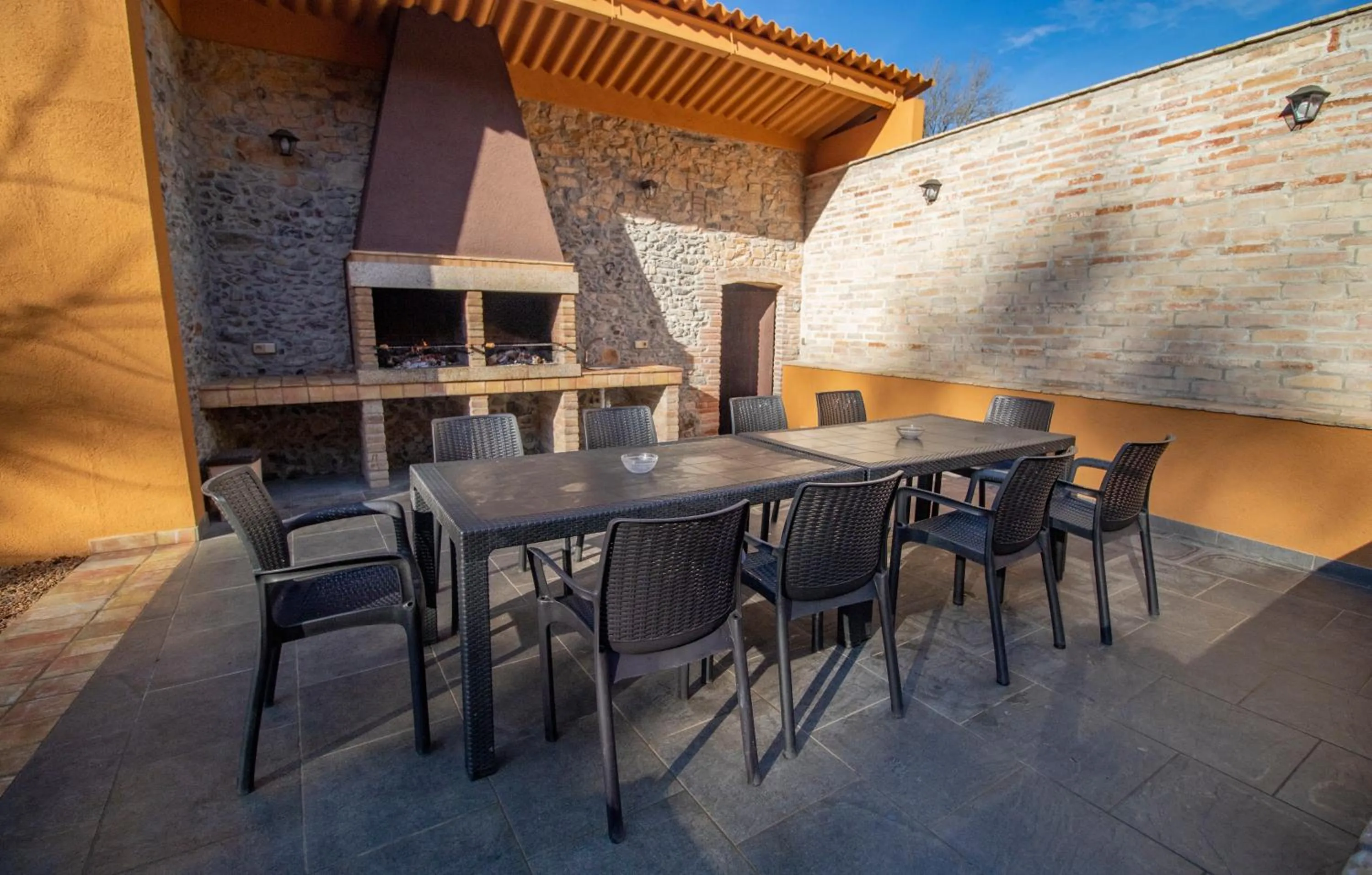 BBQ facilities in Can Dalemus