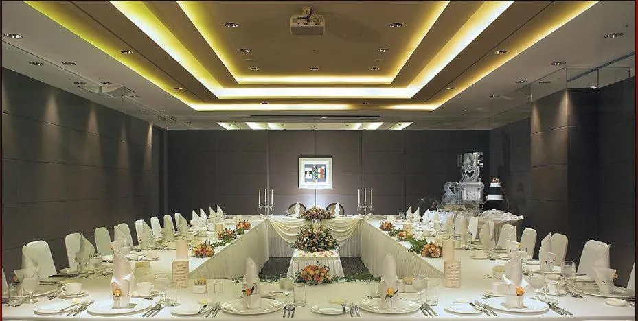 Banquet/Function facilities in Ramada Plaza by Wyndham Gwangju