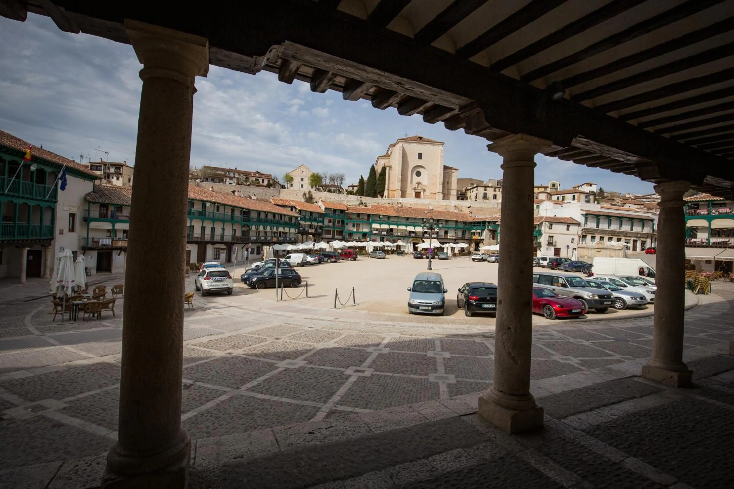 Street view in La Casa de los Soportales