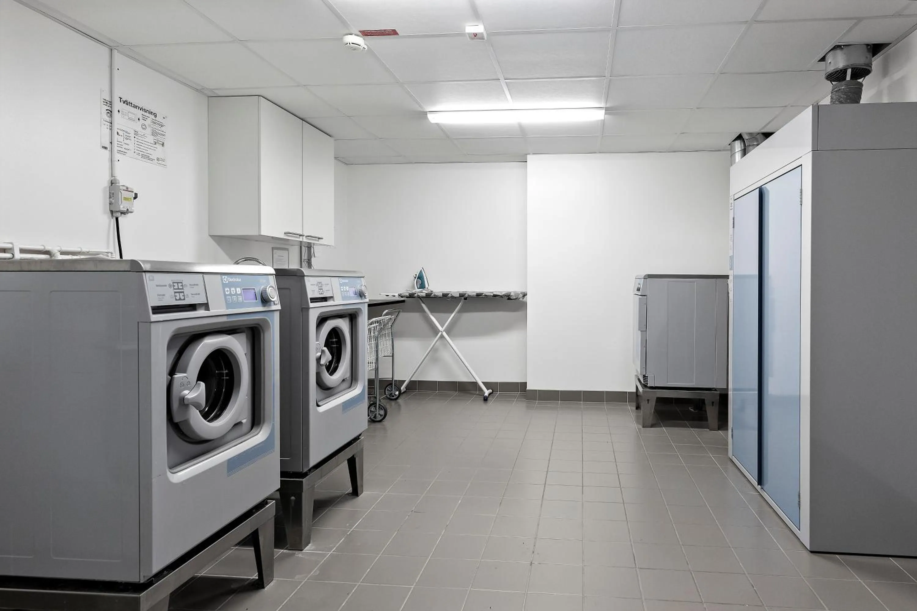 laundry in Forenom Hotel Flemingsberg - 10min from Älvsjö