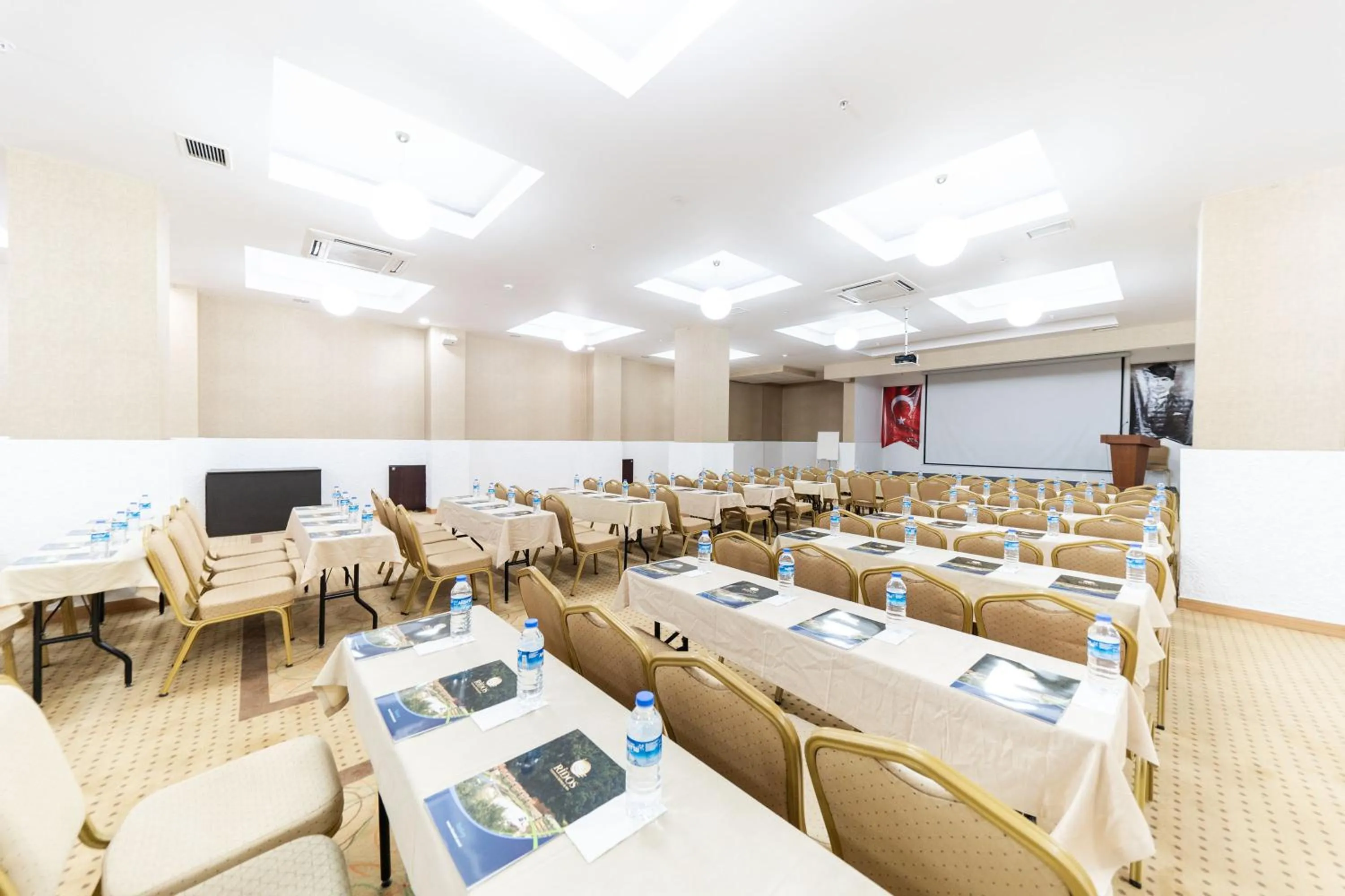 Meeting/conference room in Ridos Thermal Hotel & Spa