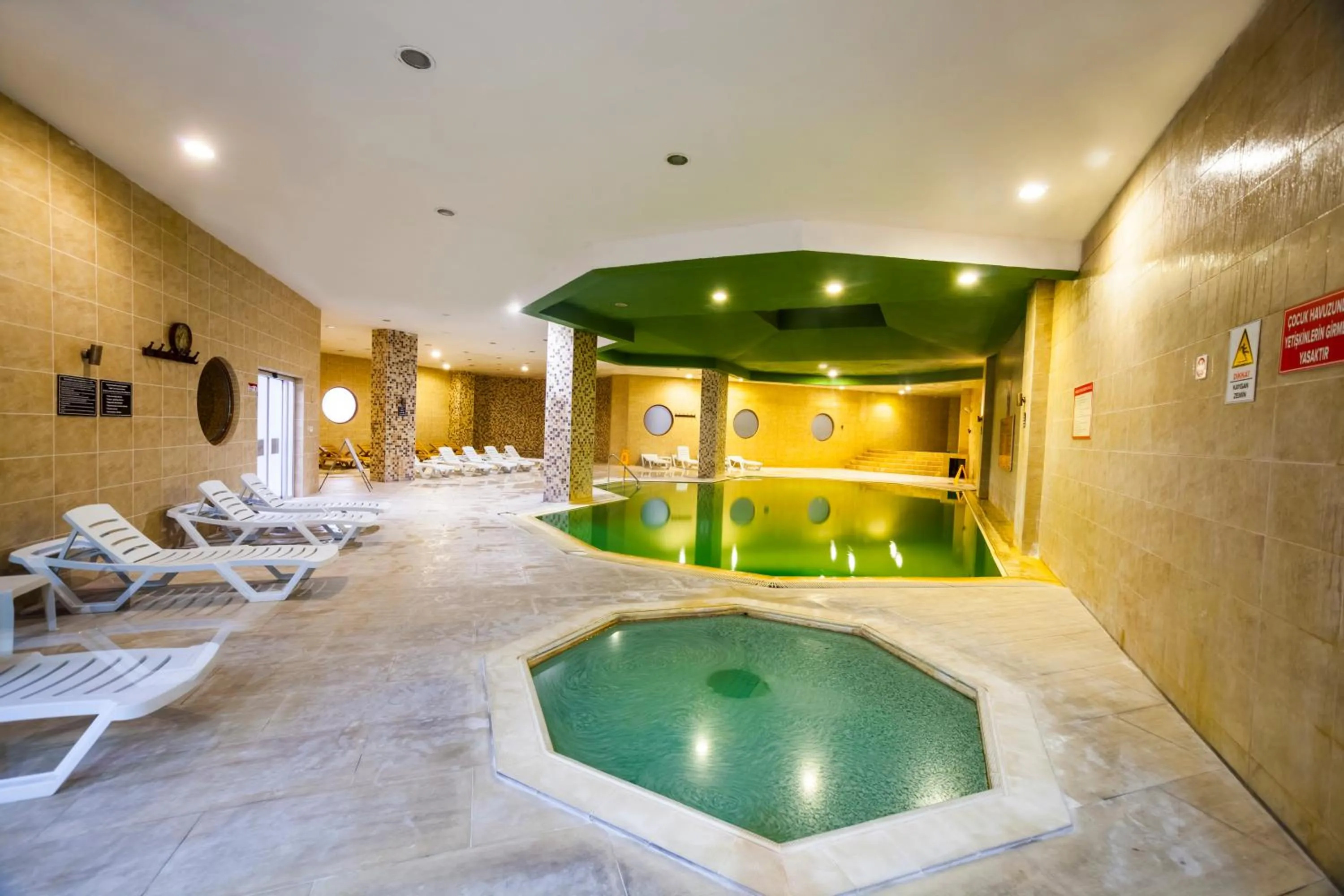 Swimming pool in Ridos Thermal Hotel & Spa