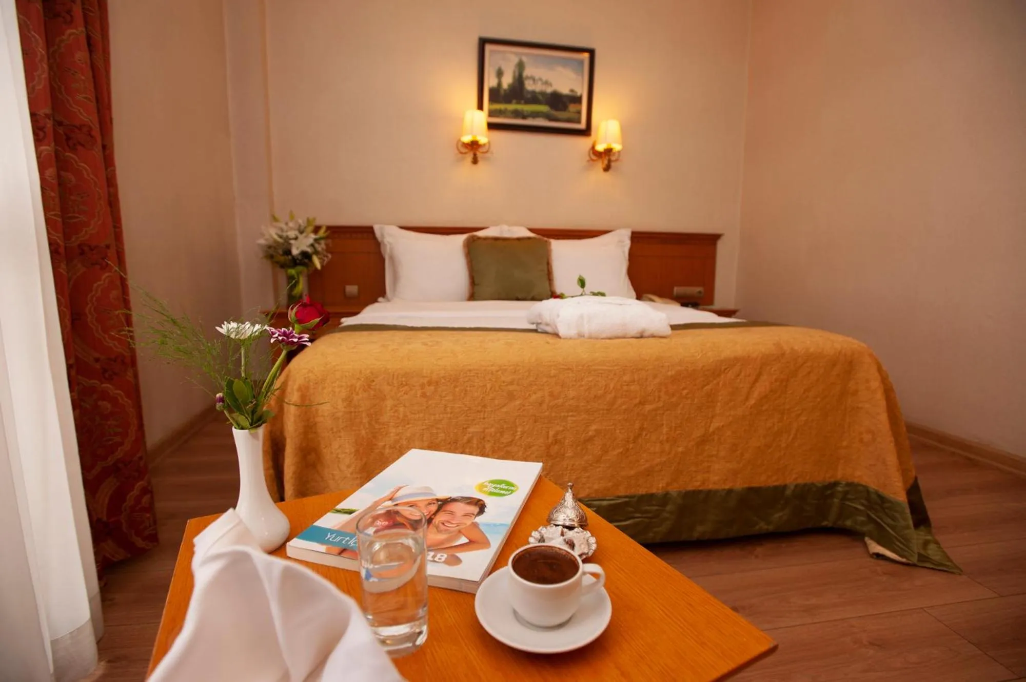 Photo of the whole room, Bed in Usta Park Hotel