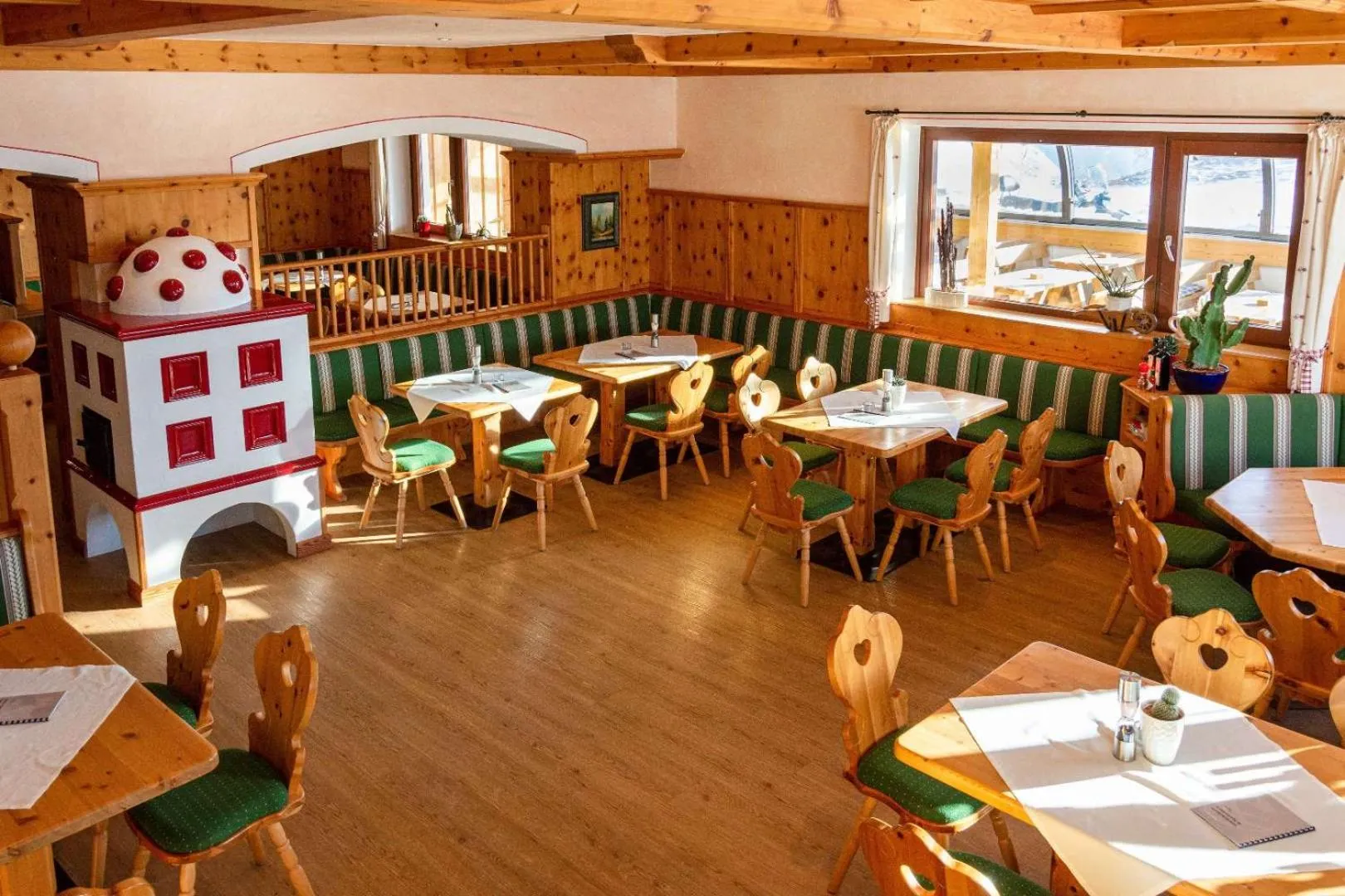 Restaurant/places to eat in Wallackhaus RegioJet Hotels