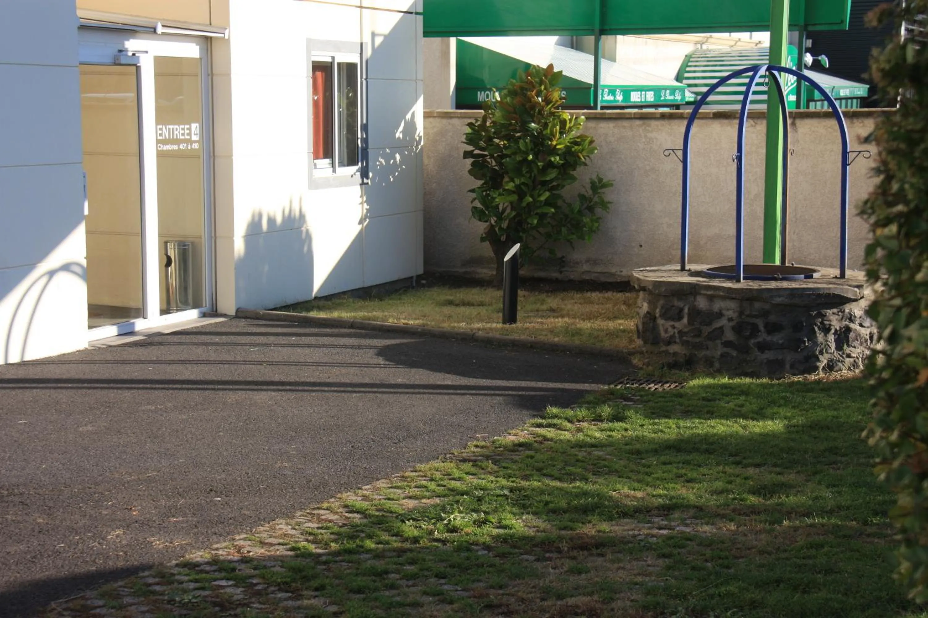 Facade/entrance in Hotel Lune Etoile