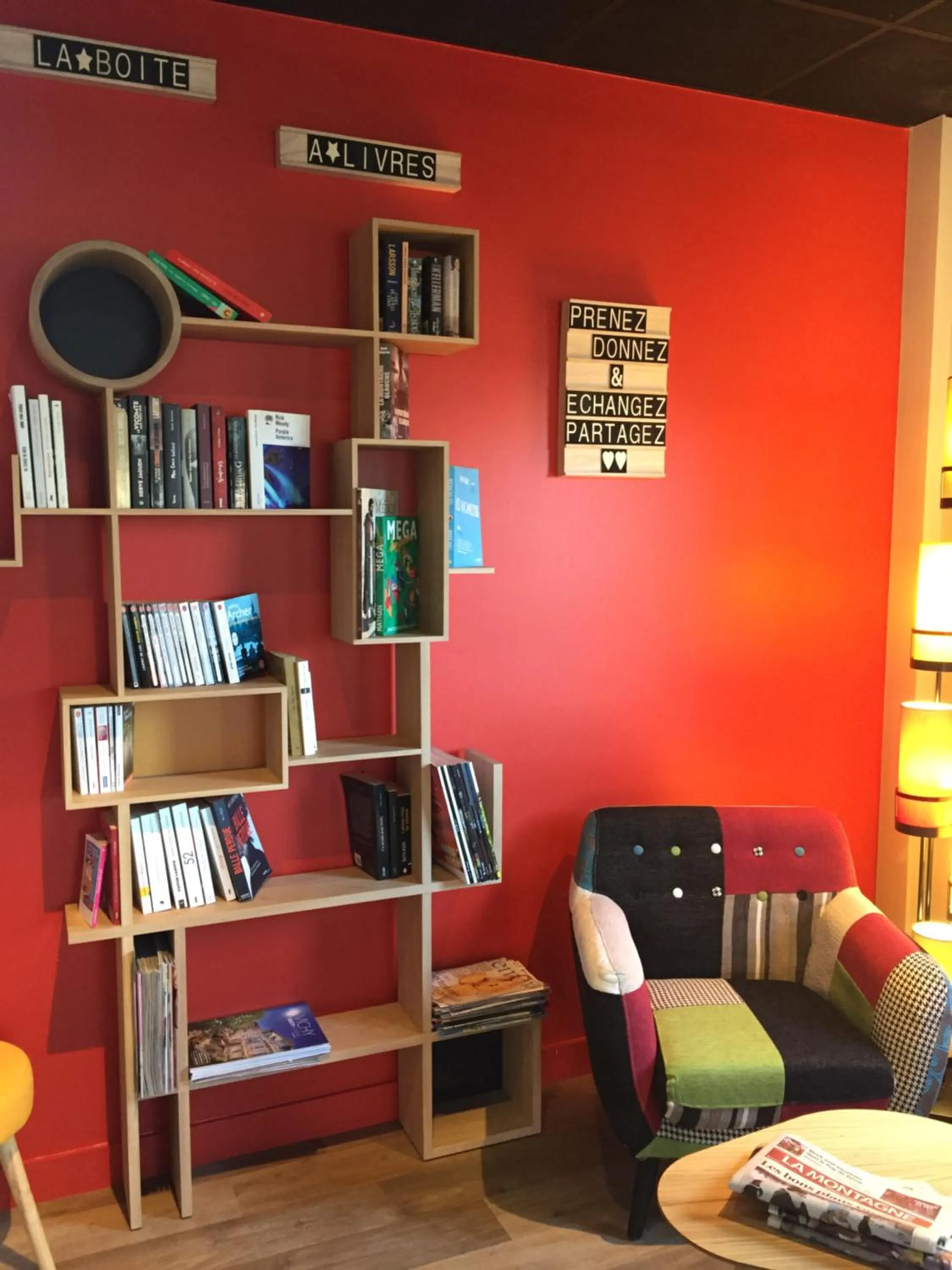 Library in Hotel Lune Etoile