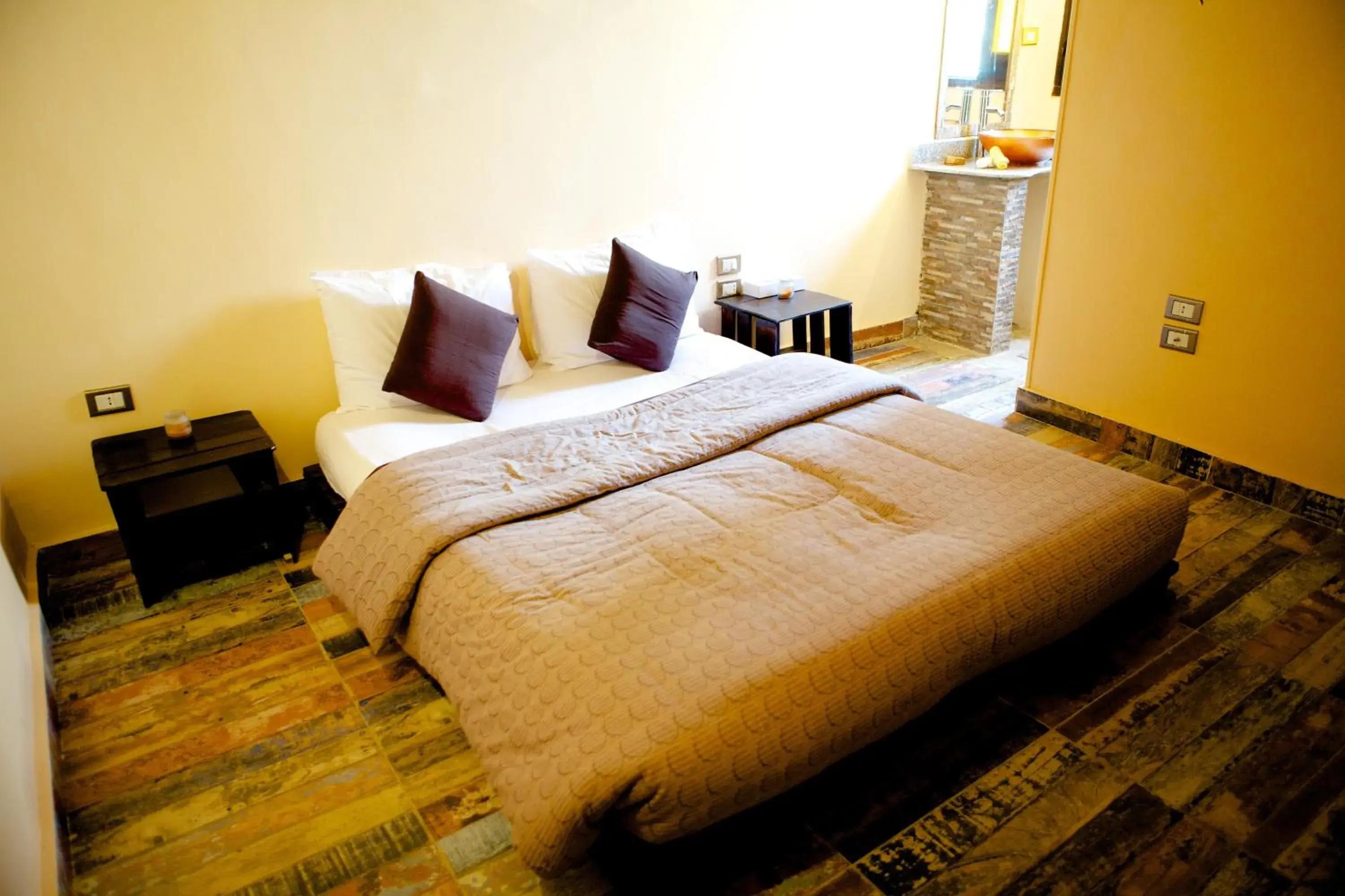 Deluxe Double Room with Shower in Hadouta Masreya Nubian Guest House Deluxe Double Room with Shower in Hadouta Masreya Nubian Guest House