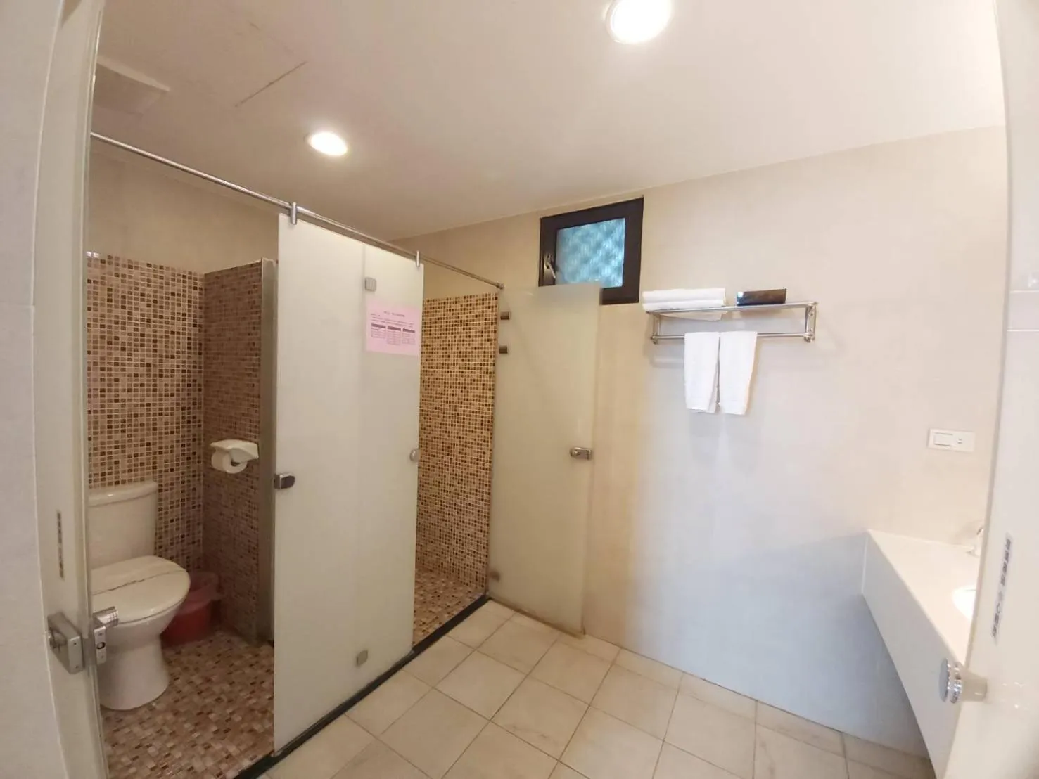 Shower in Kenting Youth Activity Center