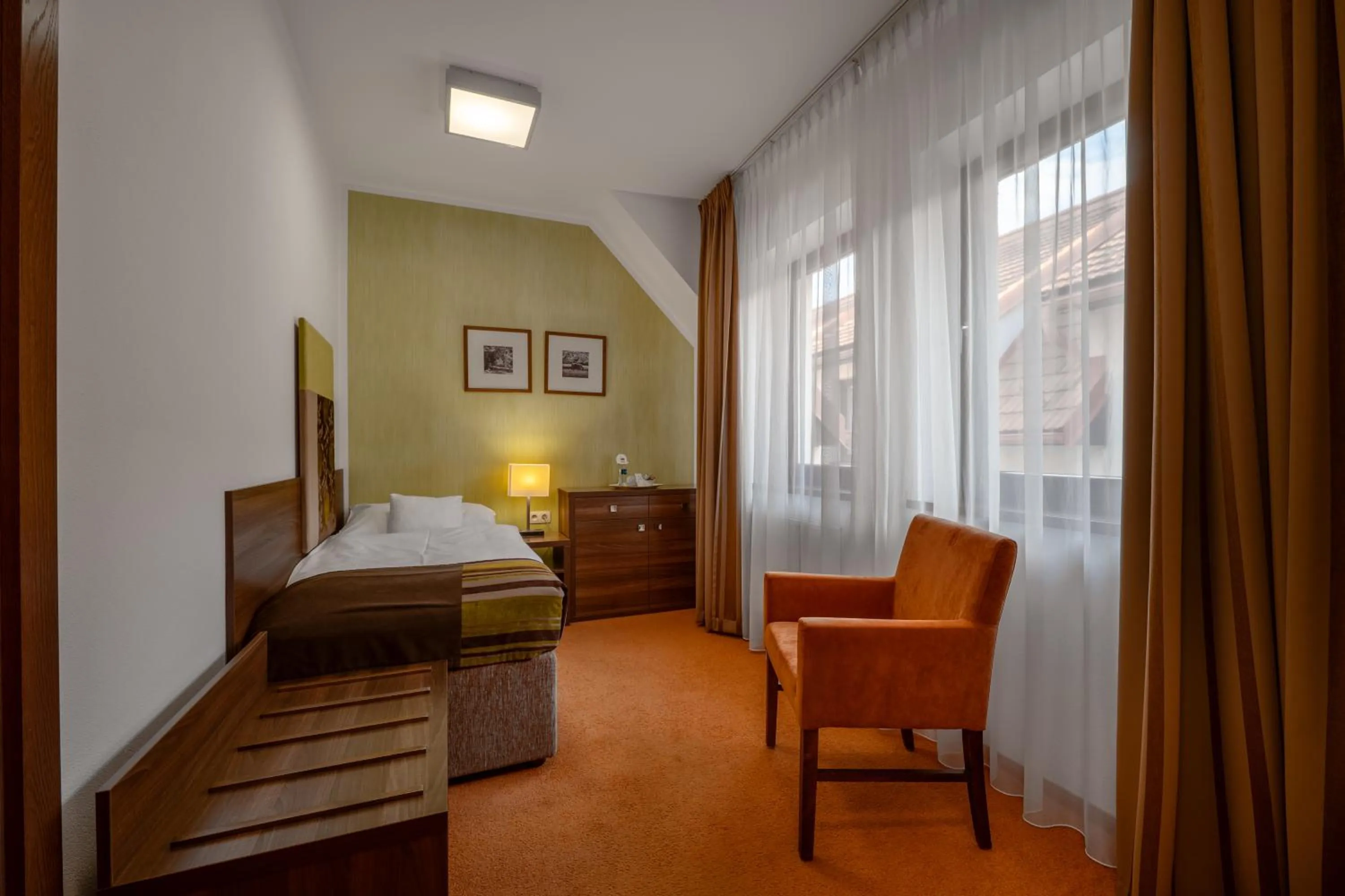 Bed in Hotel BELASSI