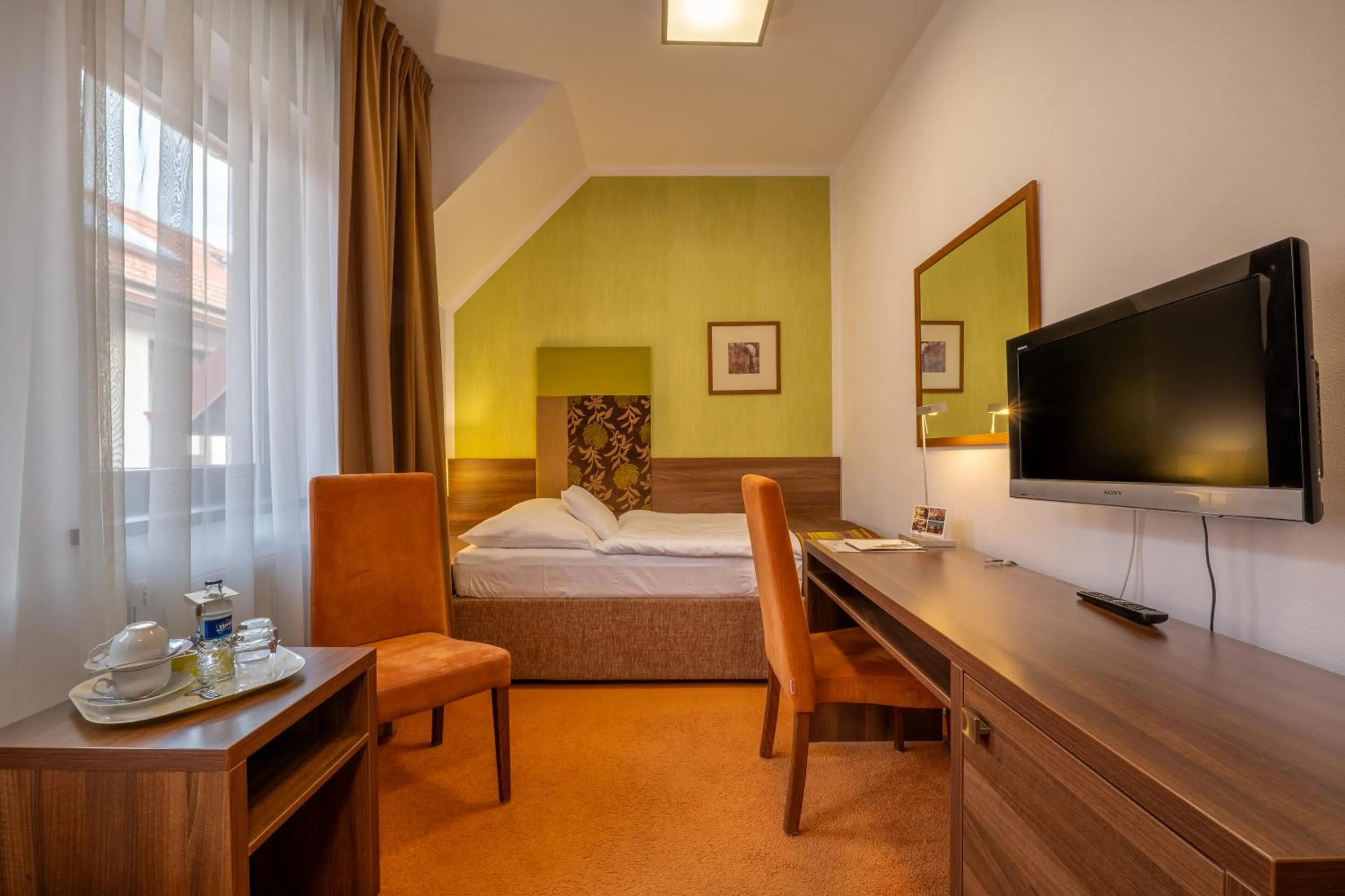 TV and multimedia, Bed in Hotel BELASSI