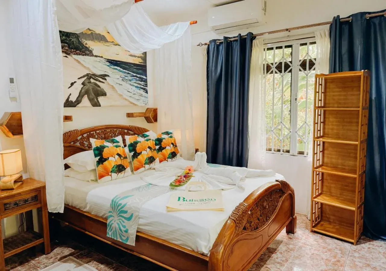 Family Double Room in Buisson Guesthouse Family Double Room in Buisson Guesthouse