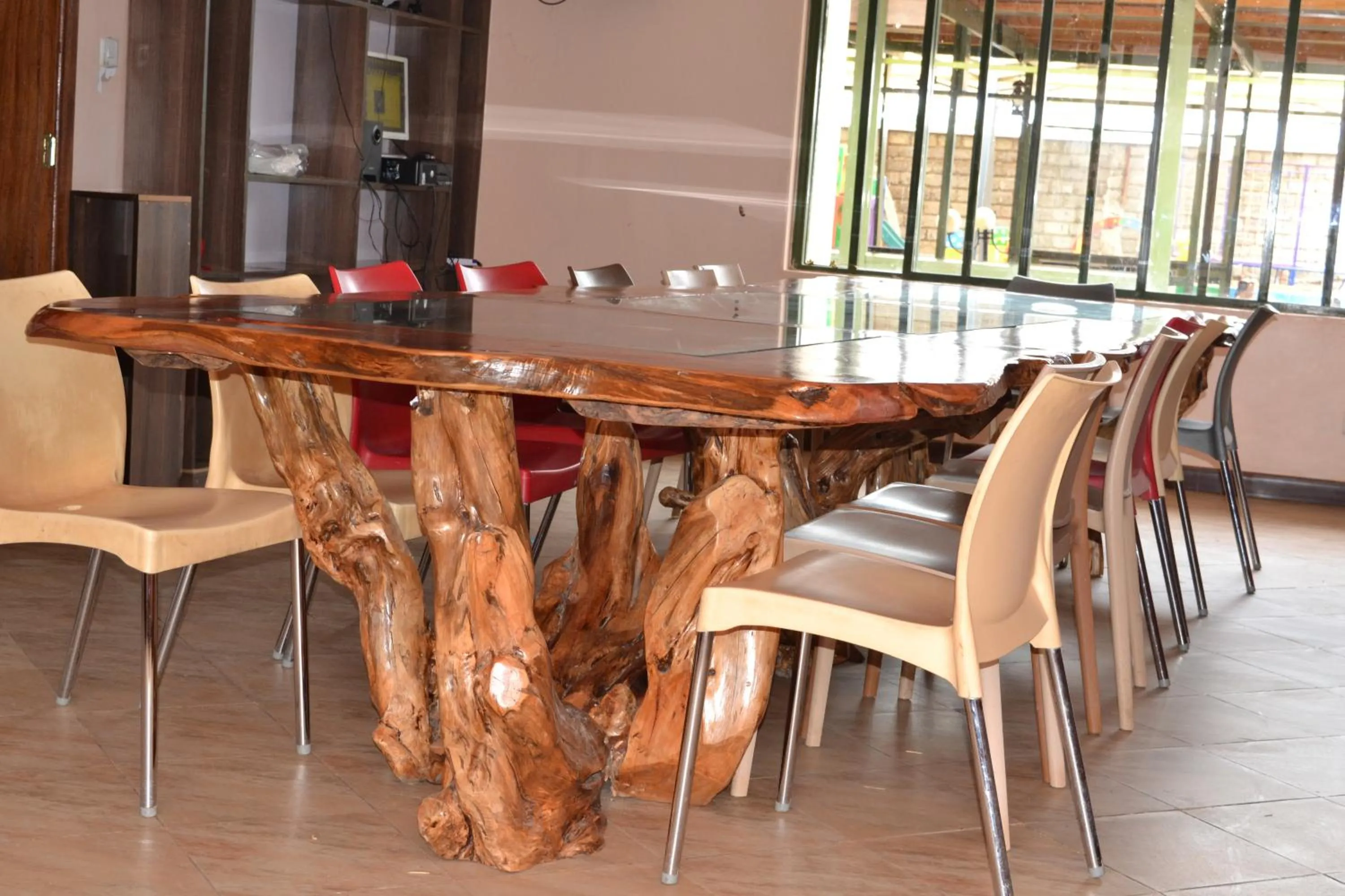Restaurant/Places to Eat in Olerai Hotel Kitengela