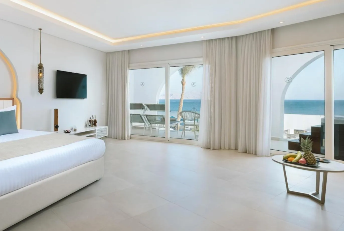 Bedroom, Bed in Sunrise Remal Beach Resort