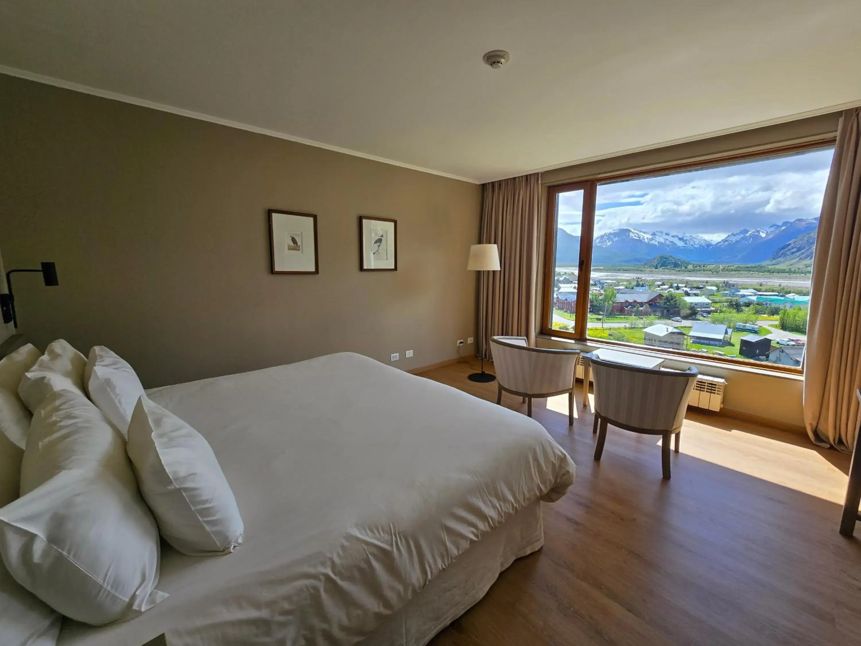 Photo of the whole room, Bed in Los Cerros del Chaltén Boutique Hotel Photo of the whole room, Bed in Los Cerros del Chaltén Boutique Hotel
