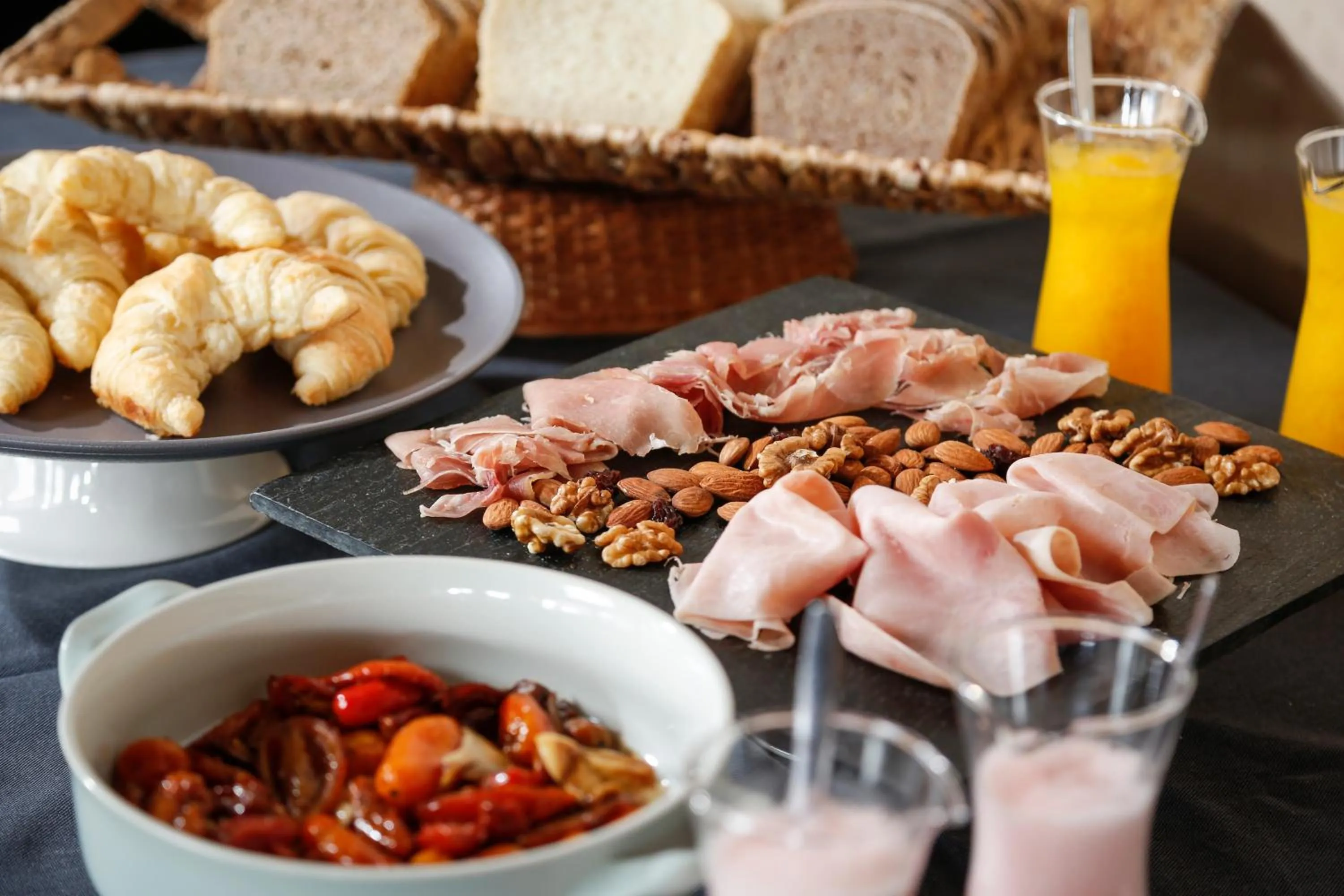 Food and drinks in Los Cerros del Chaltén Boutique Hotel