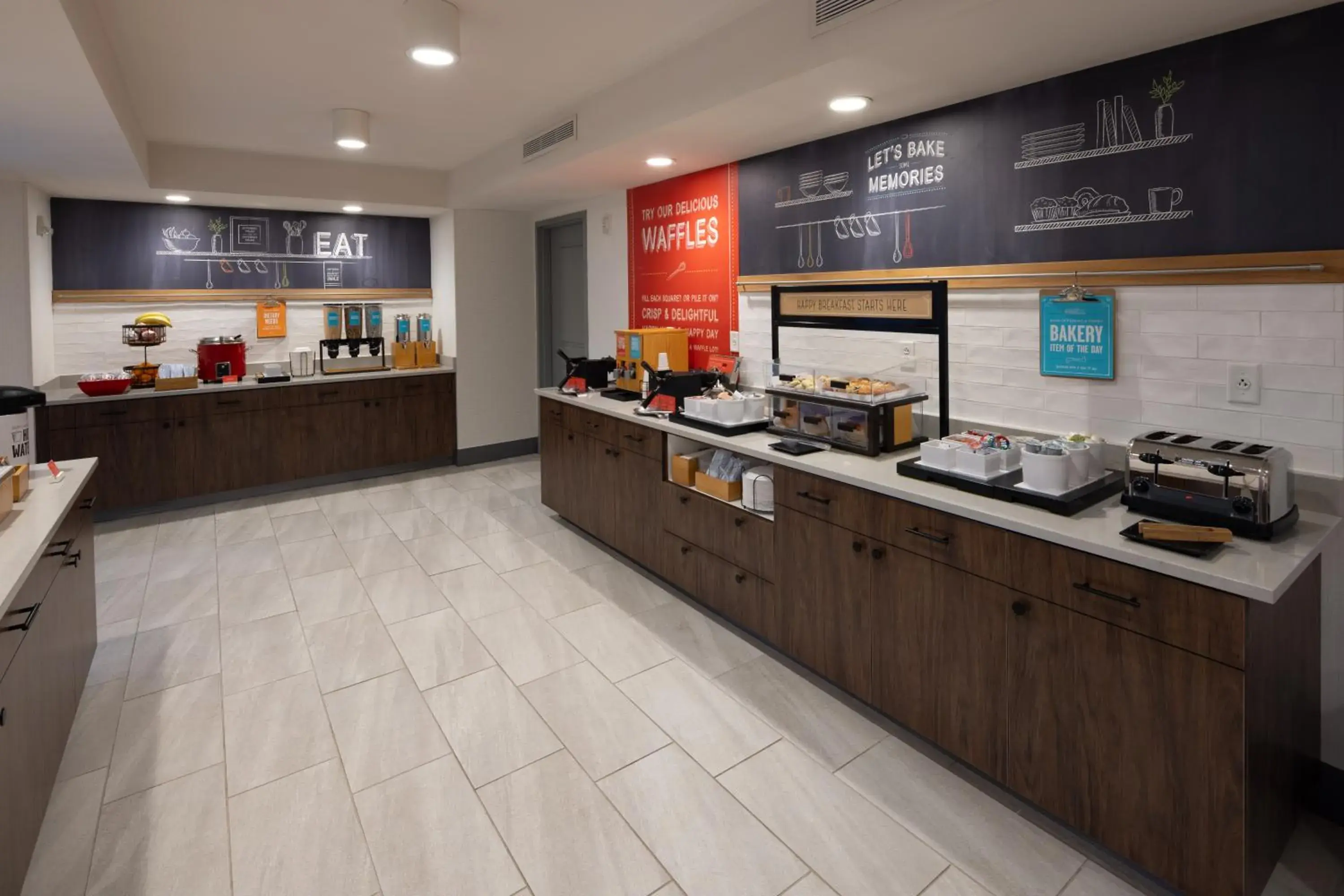 Breakfast in Hampton Inn Asheville-Tunnel Road Breakfast in Hampton Inn Asheville-Tunnel Road