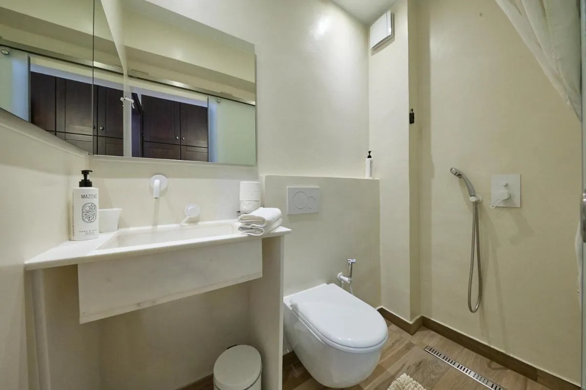 Bathroom in Afroditi Arhontiko