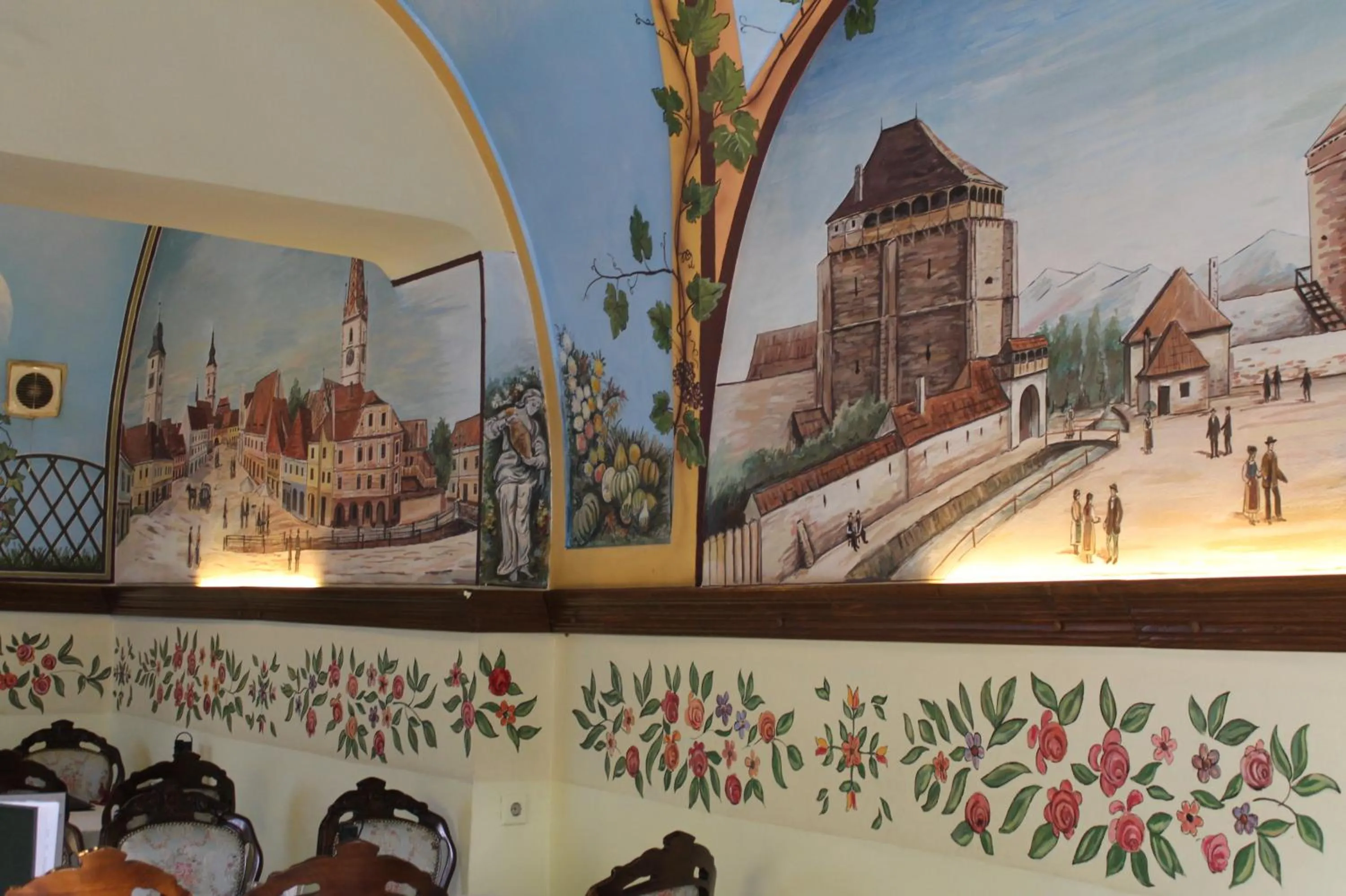 Restaurant/places to eat in Pension Casa Frieda