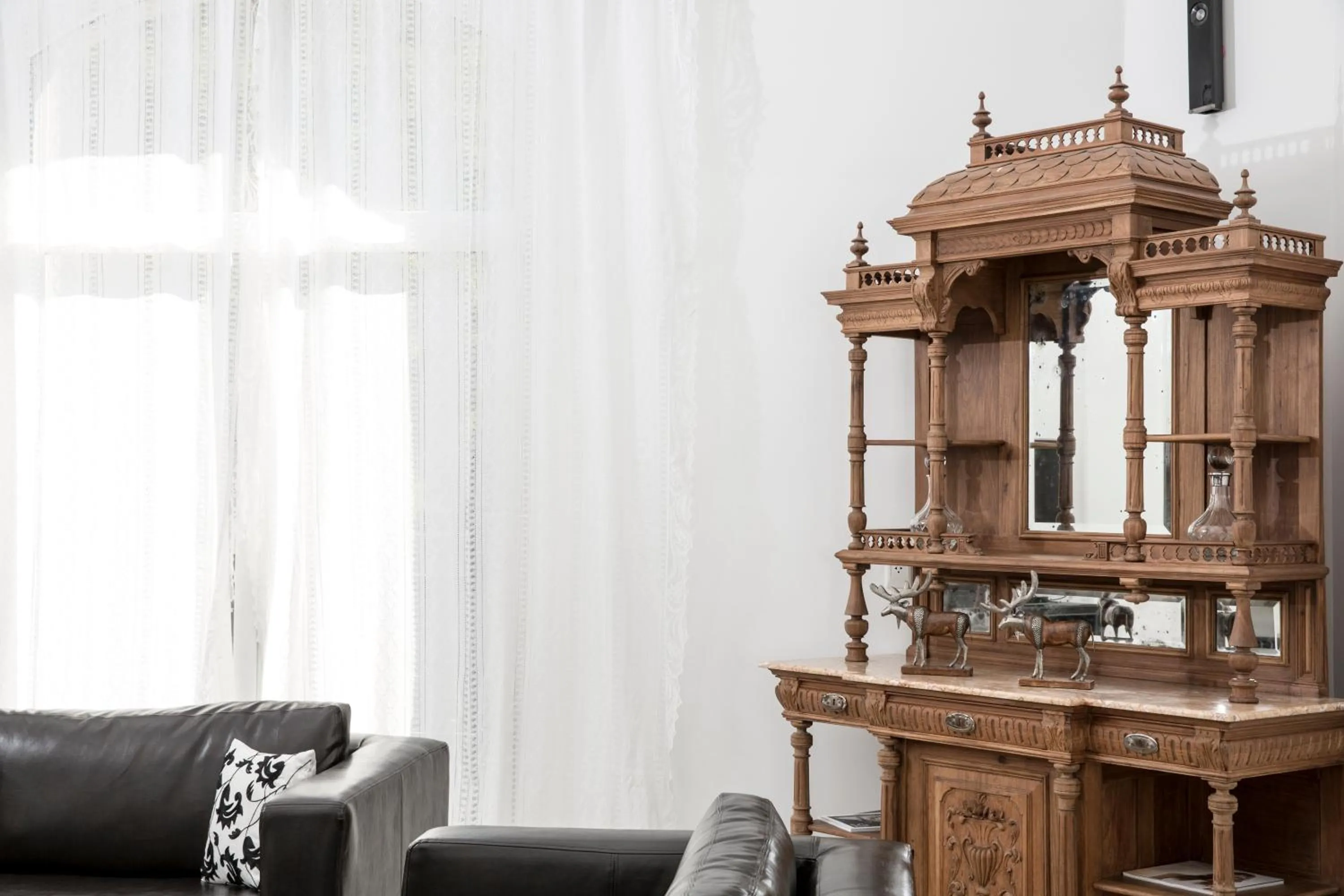 Living room in La Mision Hotel Boutique