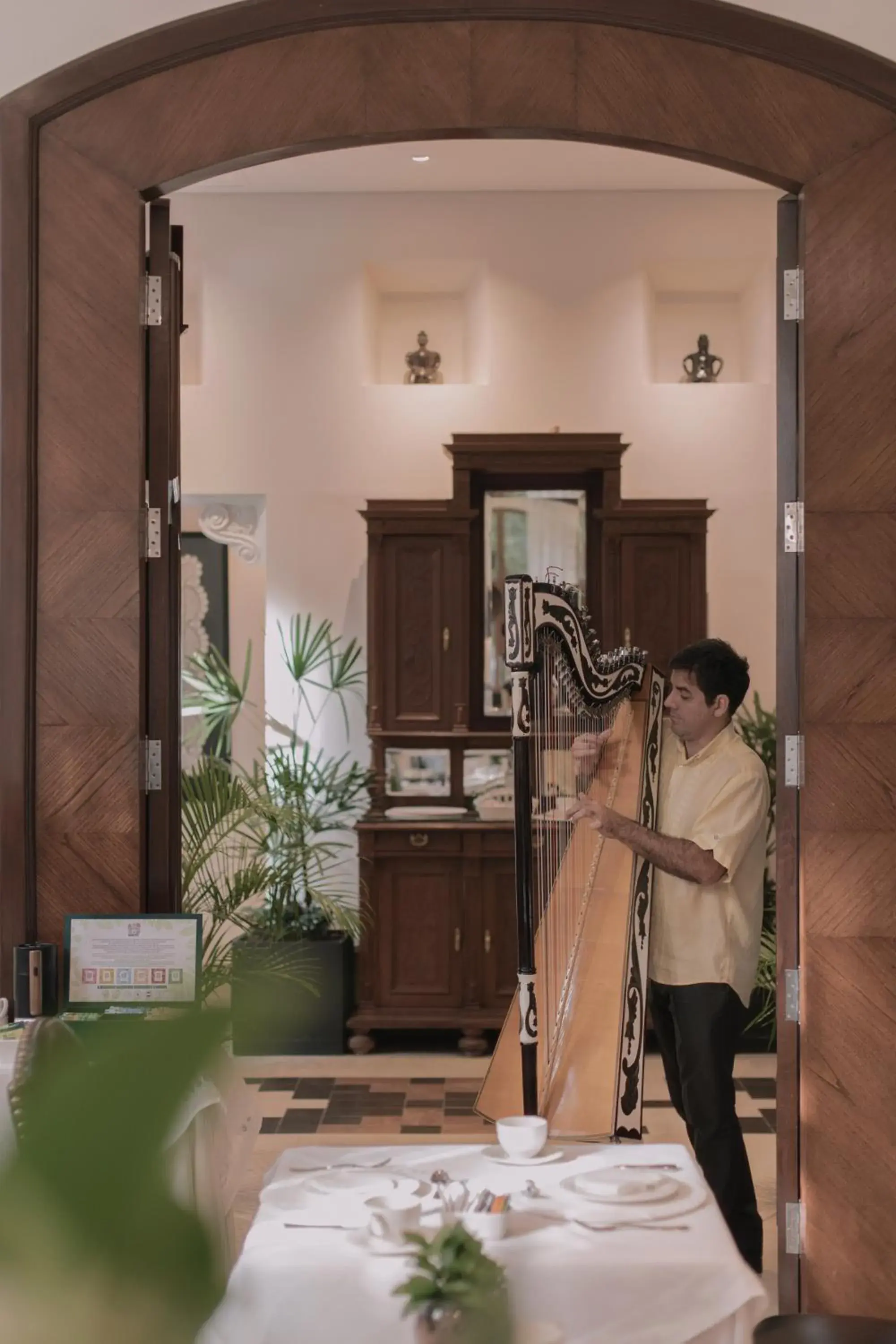 Restaurant/places to eat in La Mision Hotel Boutique Restaurant/places to eat in La Mision Hotel Boutique