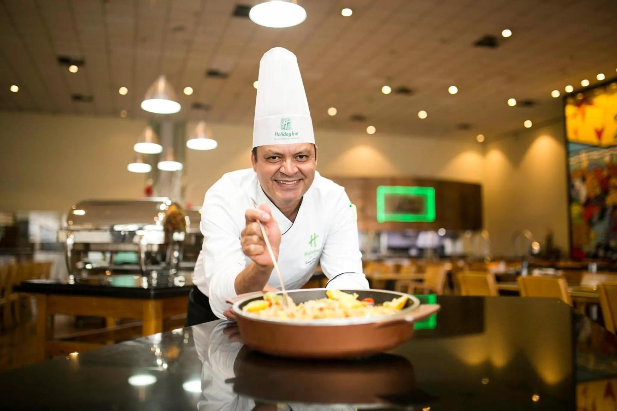 Restaurant/places to eat in Holiday Inn Sao Paulo Parque Anhembi by IHG
