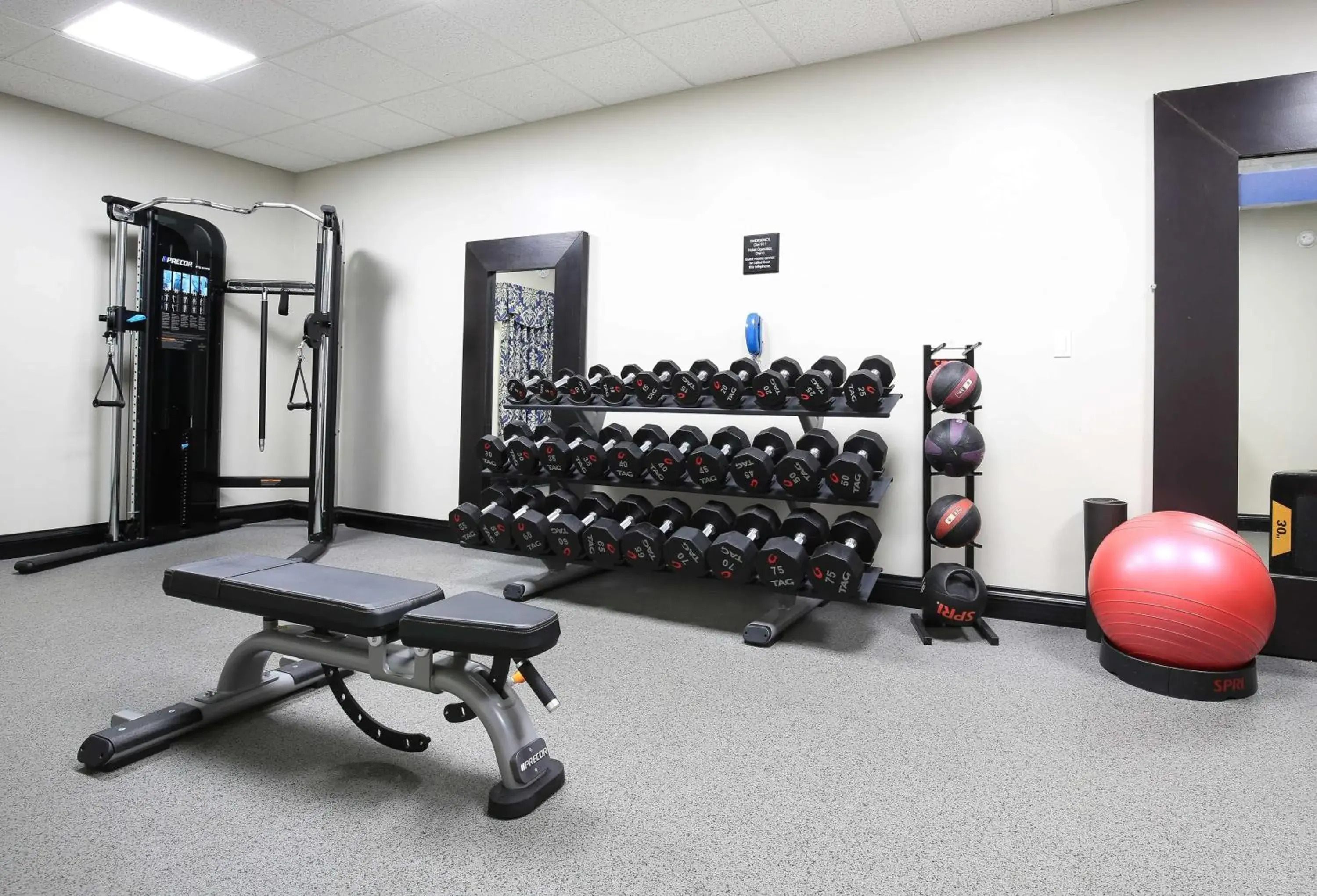 Fitness centre/facilities in Hampton Inn Bordentown Fitness centre/facilities in Hampton Inn Bordentown