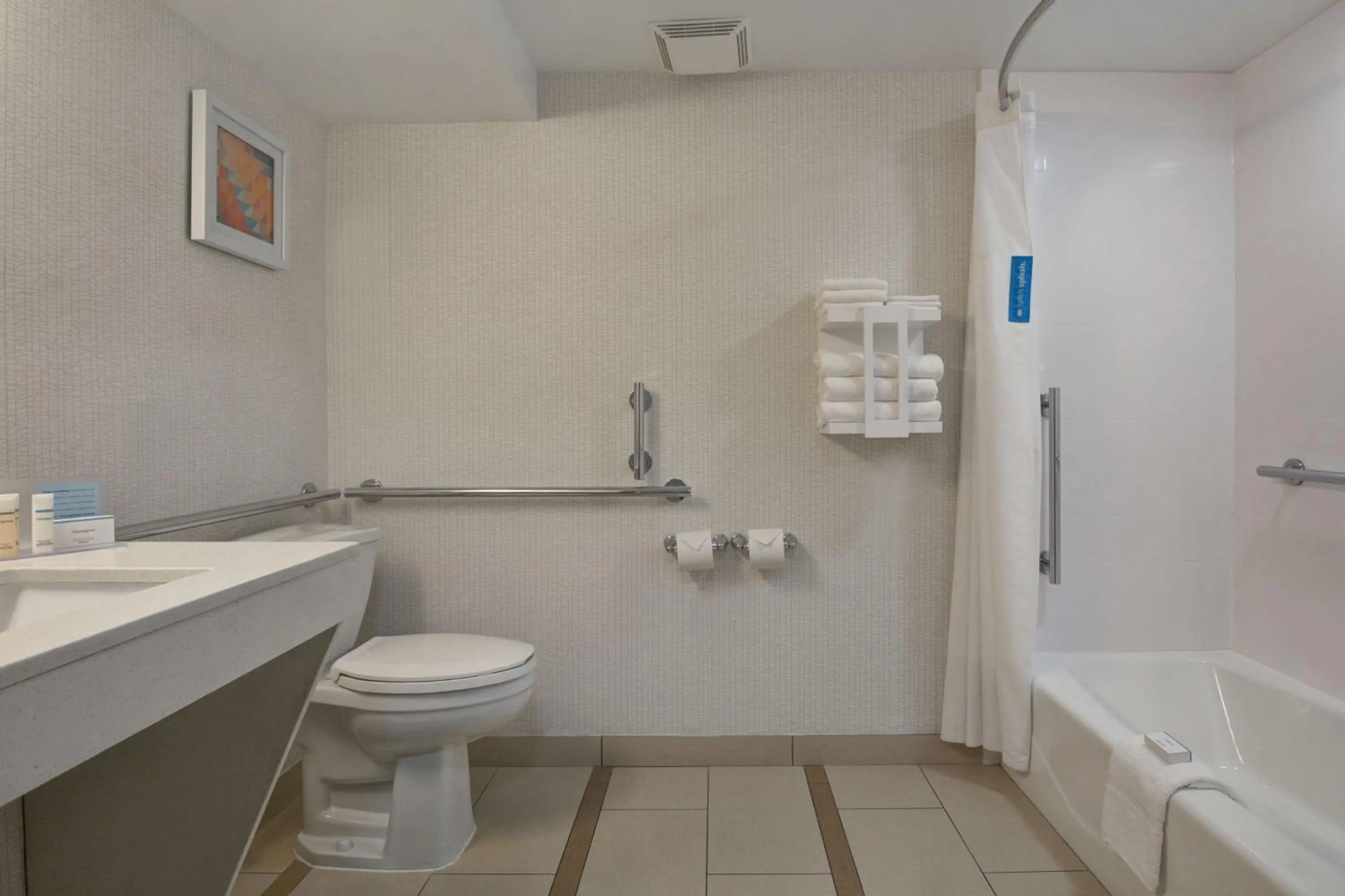 Bathroom in Hampton Inn Greenwood