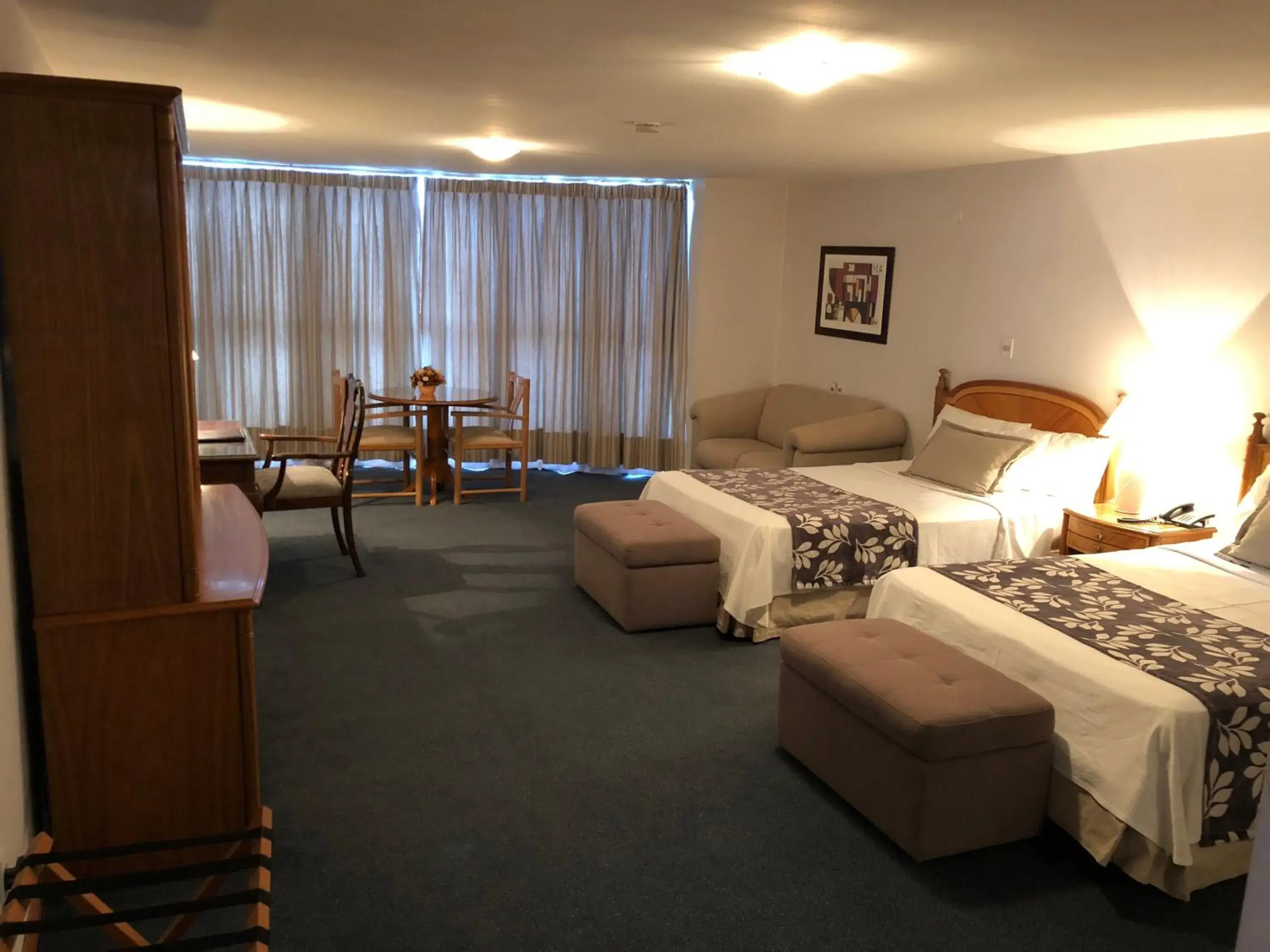 Bedroom, Bed in Crystal Palace Hotel Bedroom, Bed in Crystal Palace Hotel