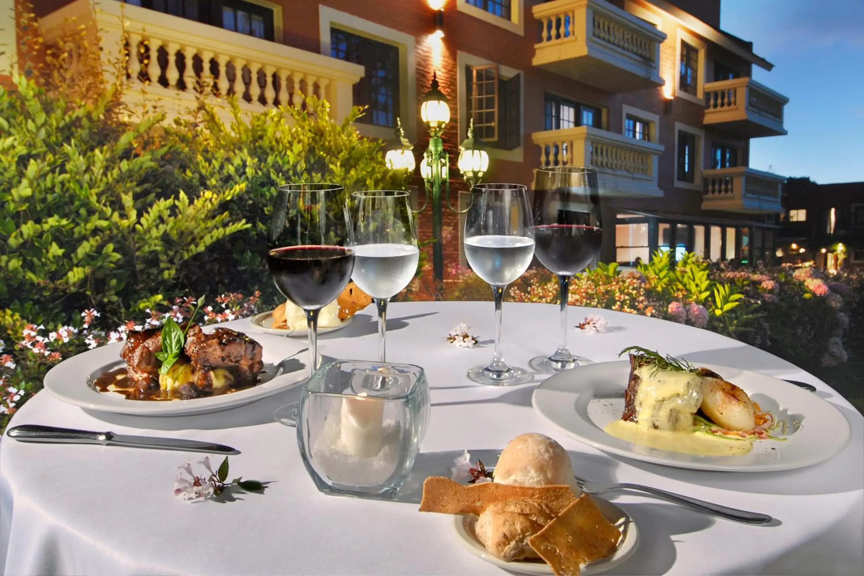 Food in Barradas Parque Hotel & Spa Food in Barradas Parque Hotel & Spa
