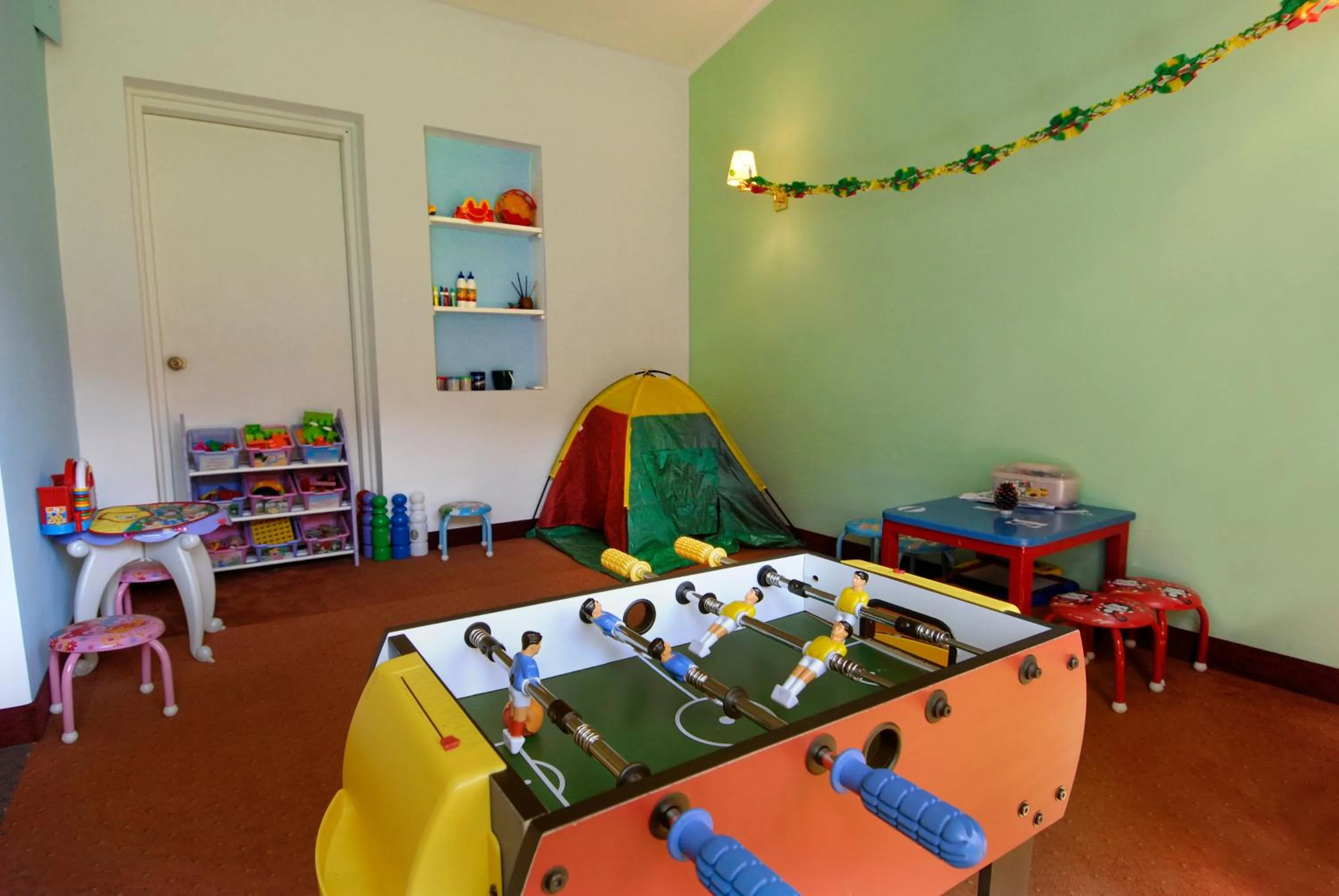 Game Room in Barradas Parque Hotel & Spa