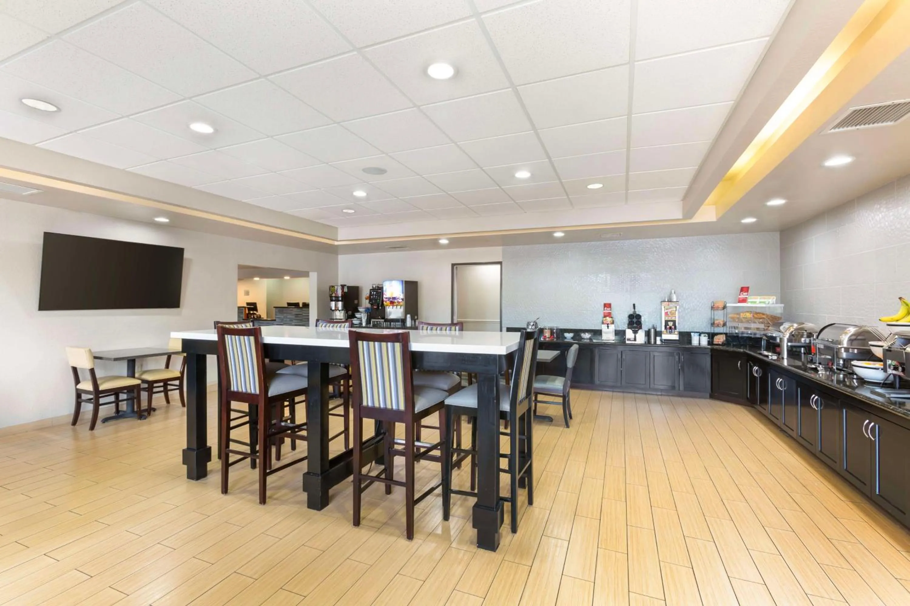 Breakfast in Best Western Plus Surprise-Phoenix NW