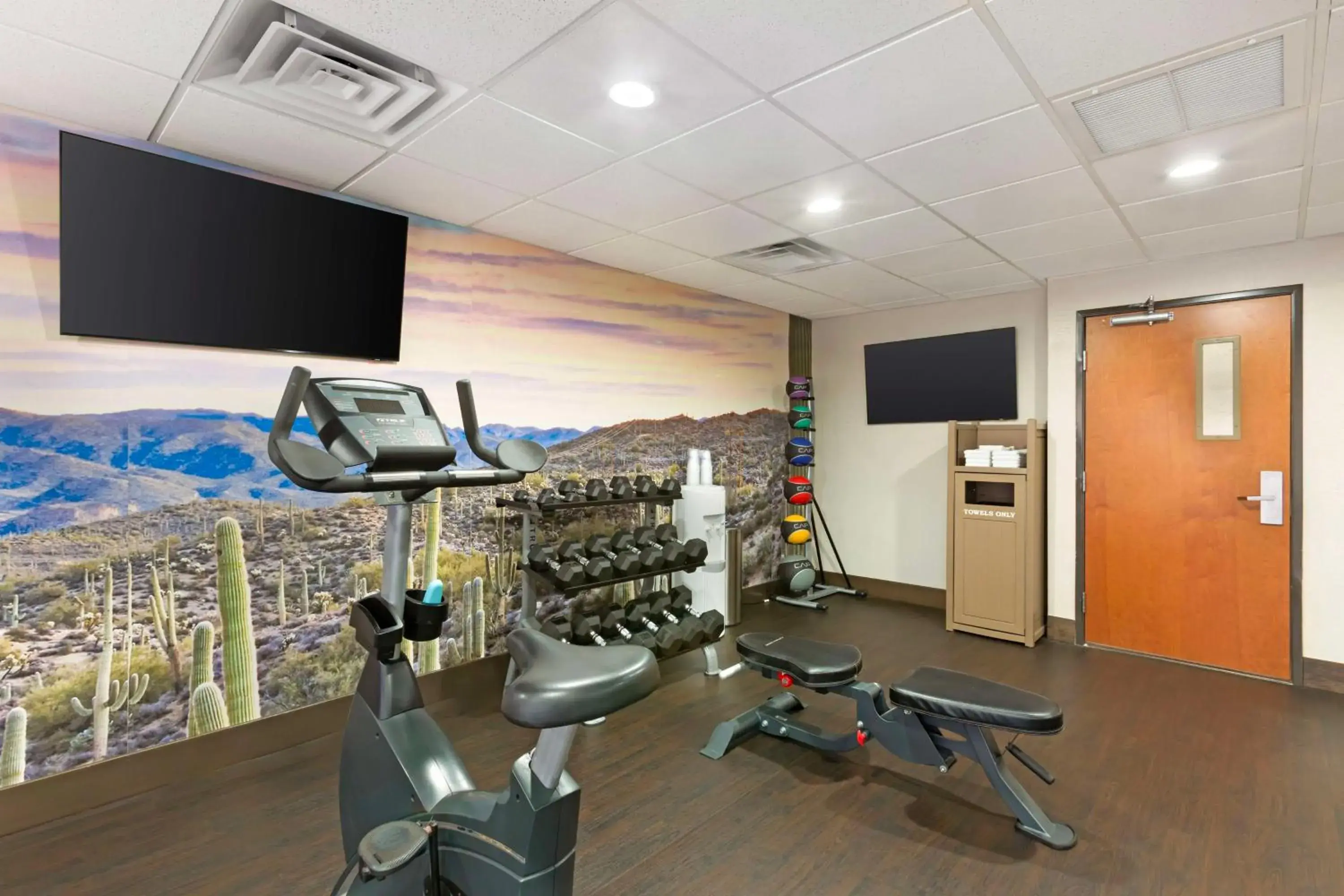 Fitness centre/facilities in Best Western Plus Surprise-Phoenix NW Fitness centre/facilities in Best Western Plus Surprise-Phoenix NW