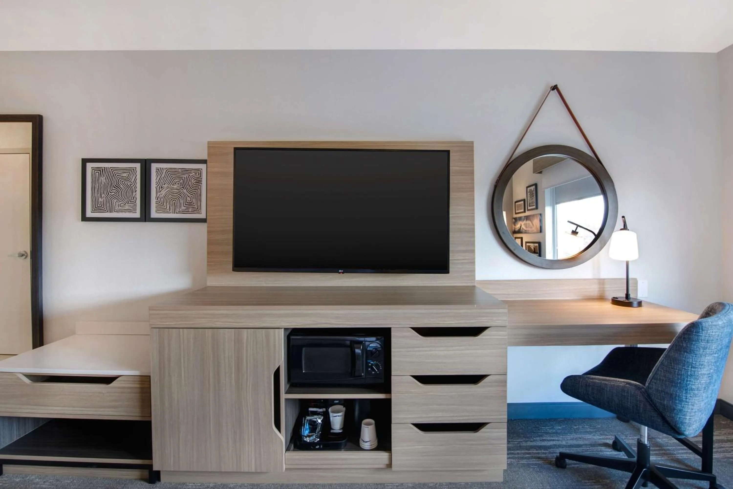 Bedroom in Hampton Inn Easley