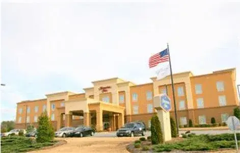 Property building in Hampton Inn Easley Property building in Hampton Inn Easley