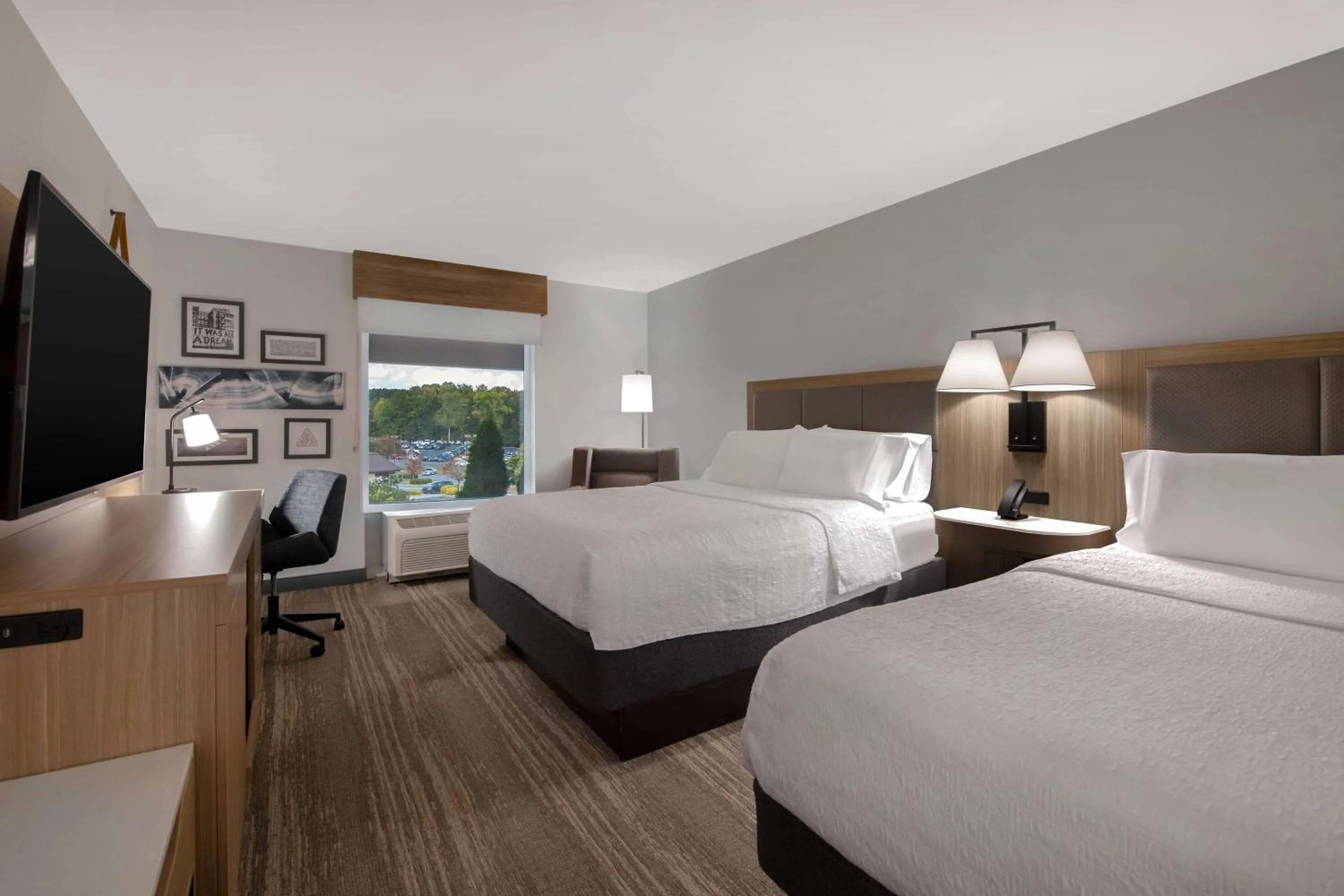 Bed in Hampton Inn Easley