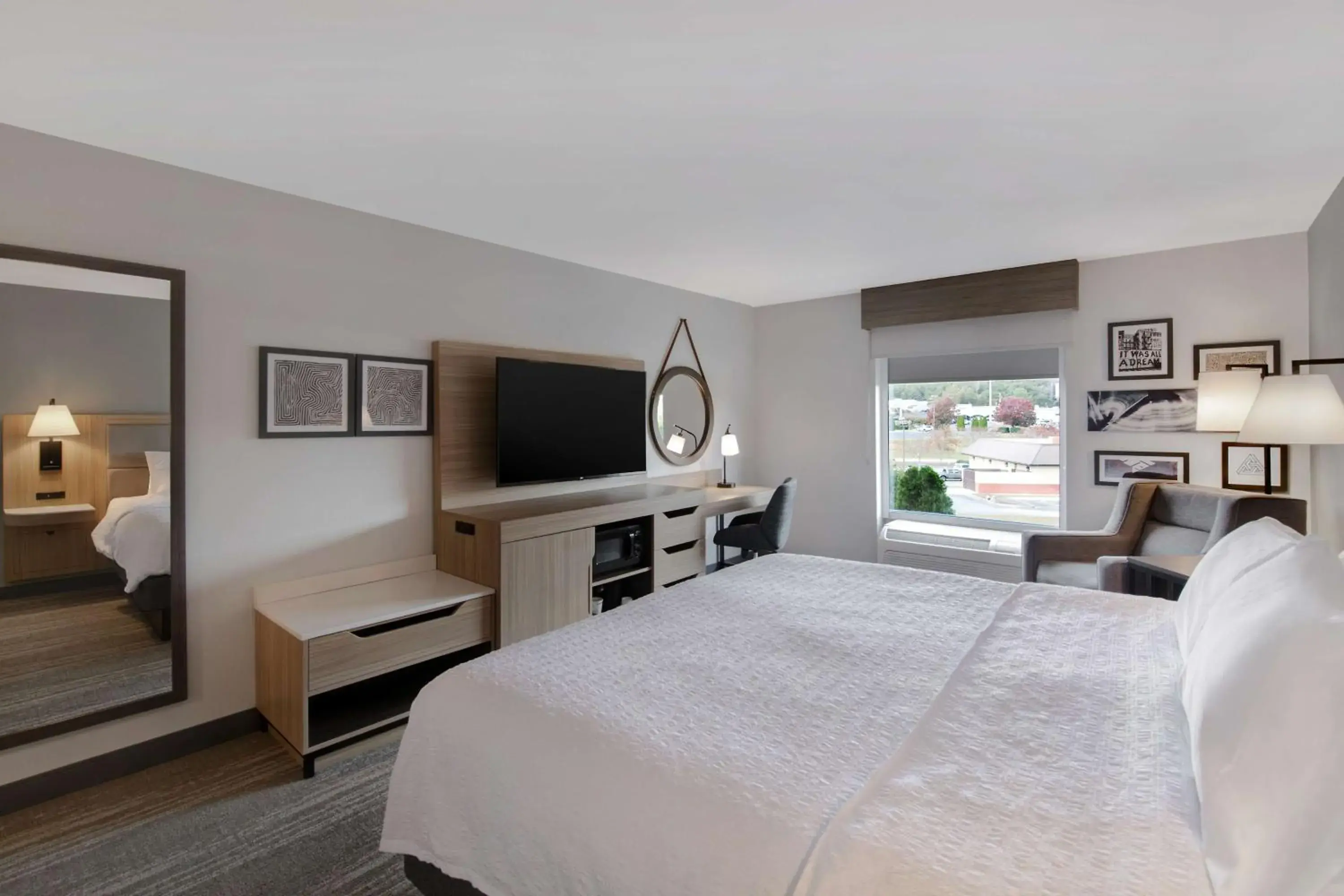 Bed in Hampton Inn Easley Bed in Hampton Inn Easley