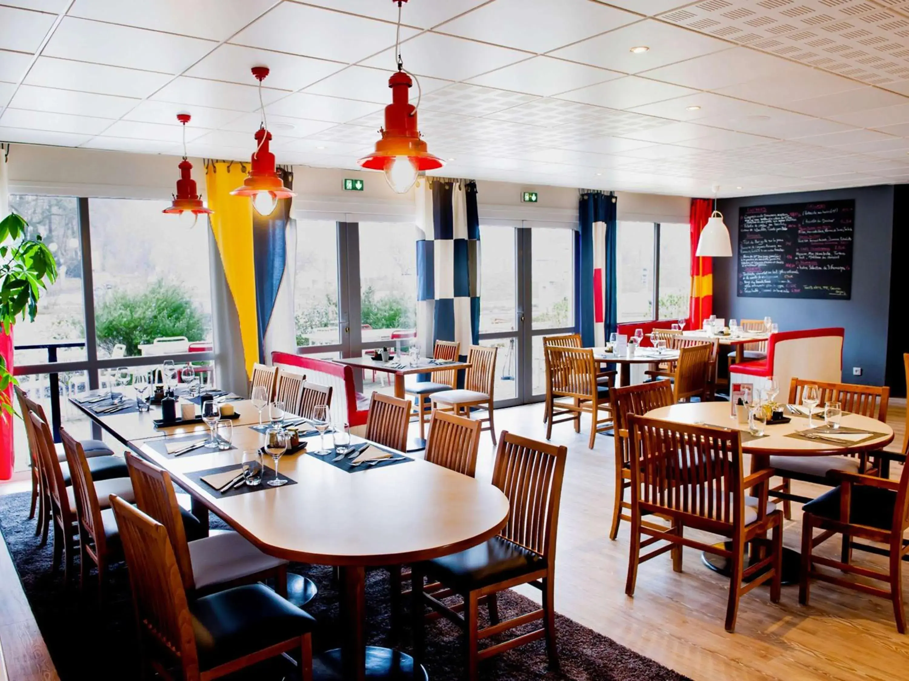 Restaurant/places to eat in ibis Brest Kergaradec Restaurant/places to eat in ibis Brest Kergaradec